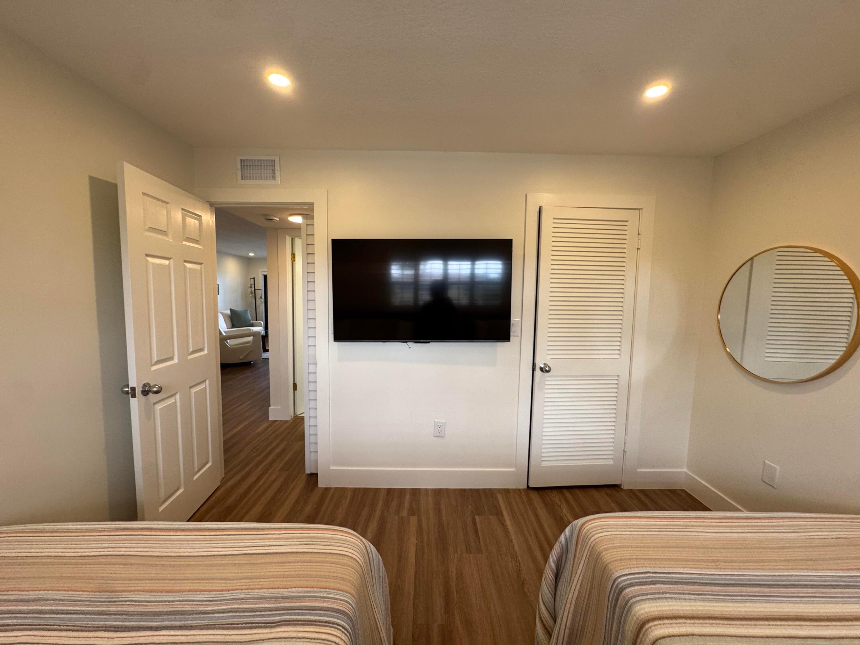 SAND DOLLAR VILLAS CONDOMINIUM C - Residential