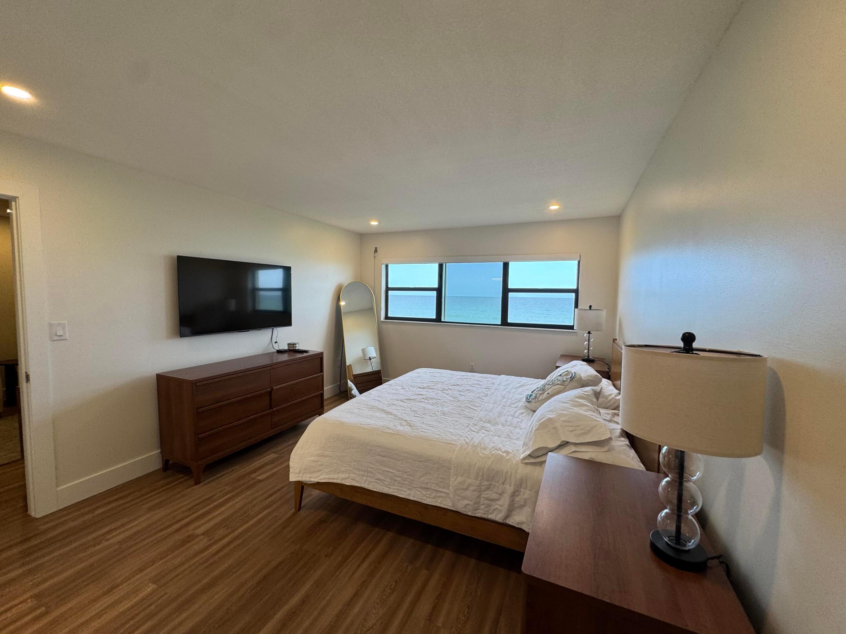 SAND DOLLAR VILLAS CONDOMINIUM C - Residential