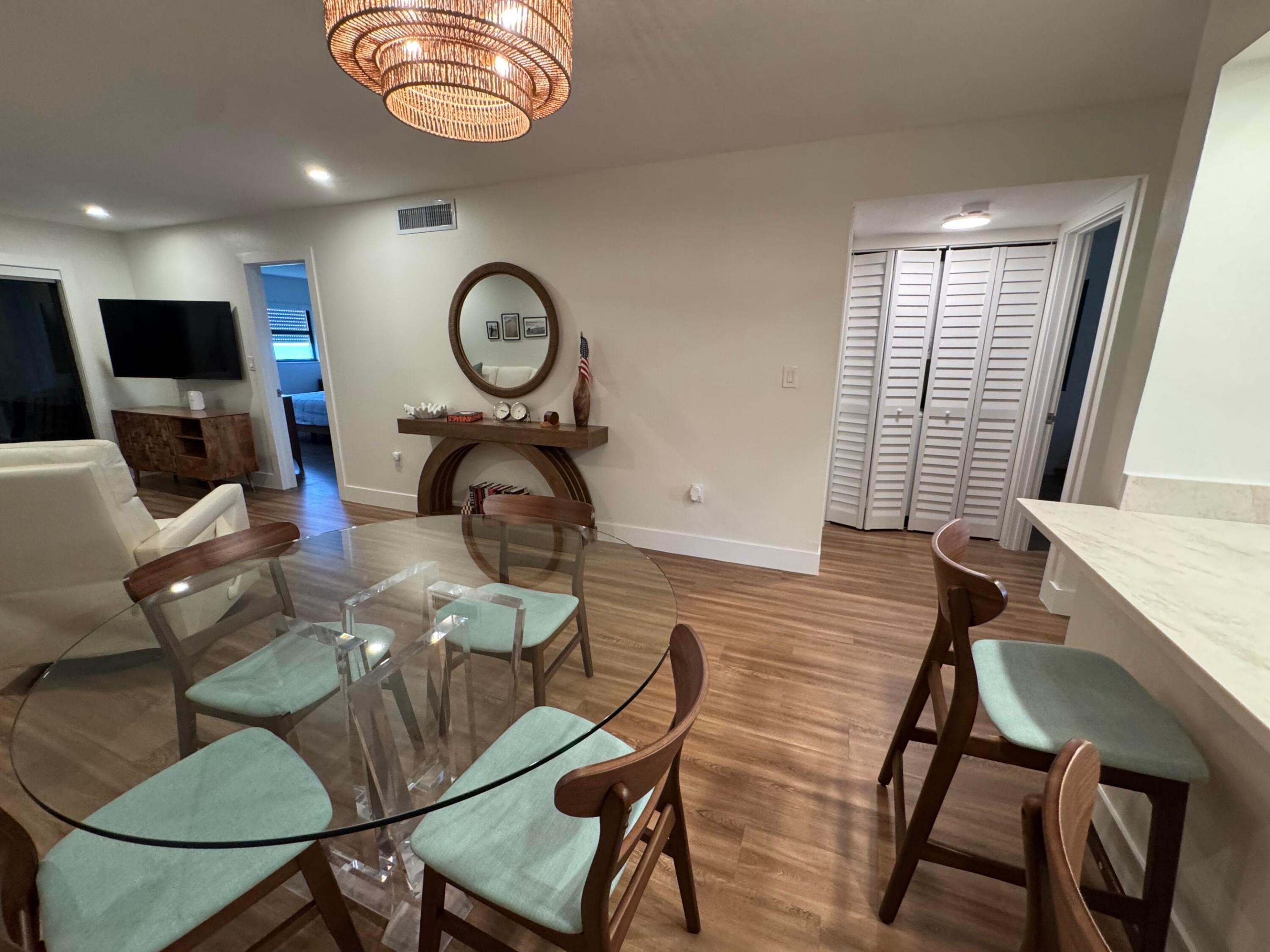 SAND DOLLAR VILLAS CONDOMINIUM C - Residential