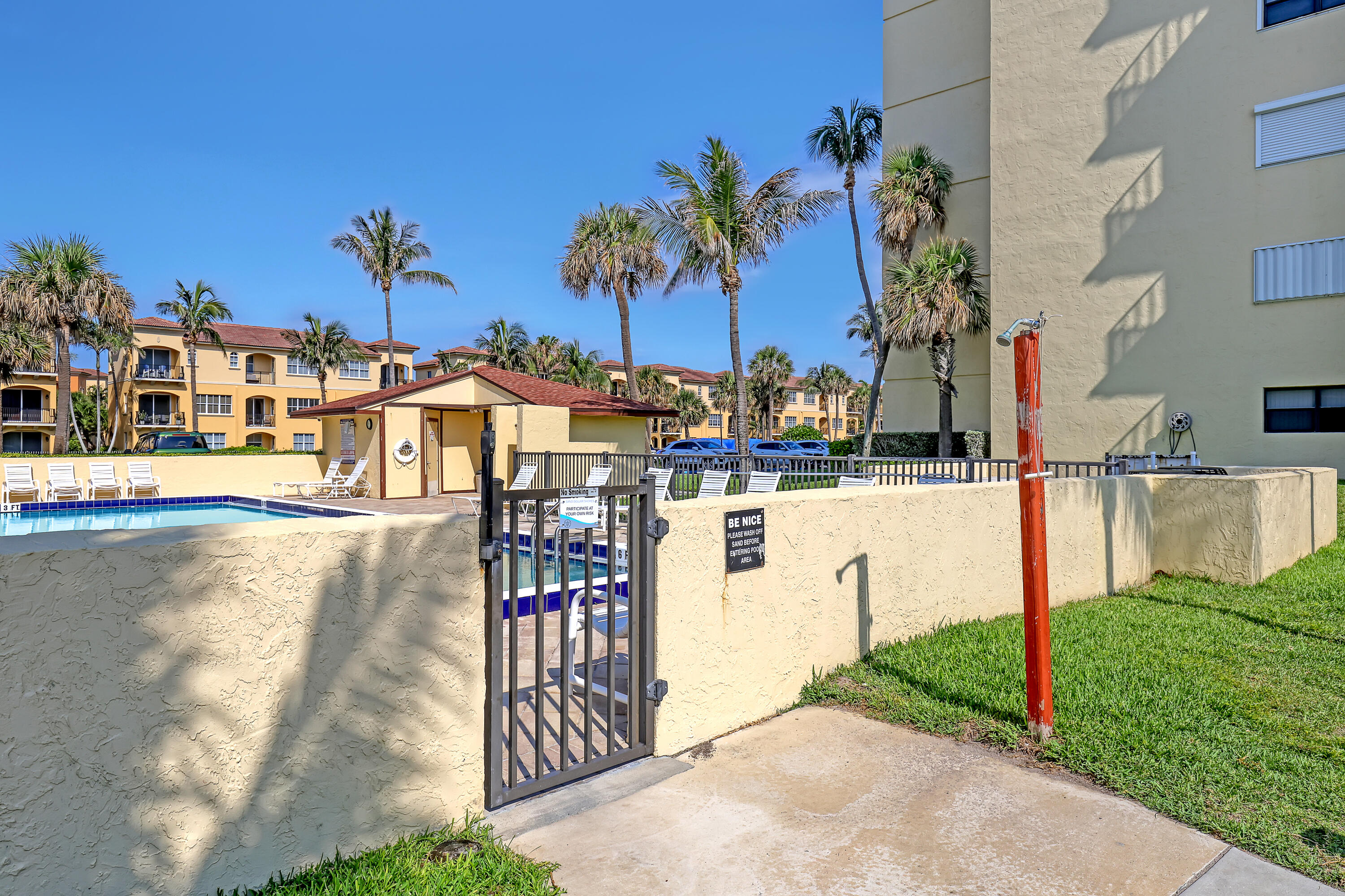 SAND DOLLAR VILLAS CONDOMINIUM C - Residential