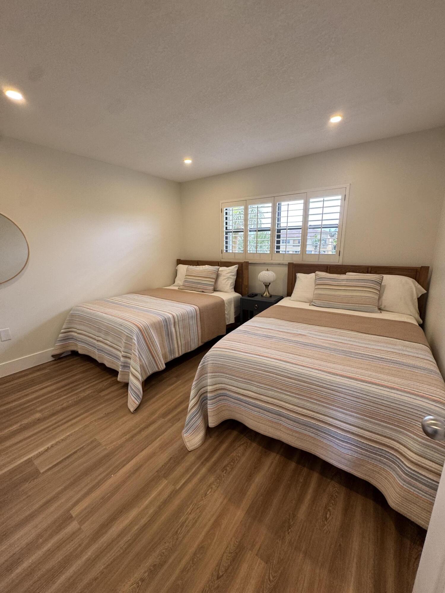 SAND DOLLAR VILLAS CONDOMINIUM C - Residential