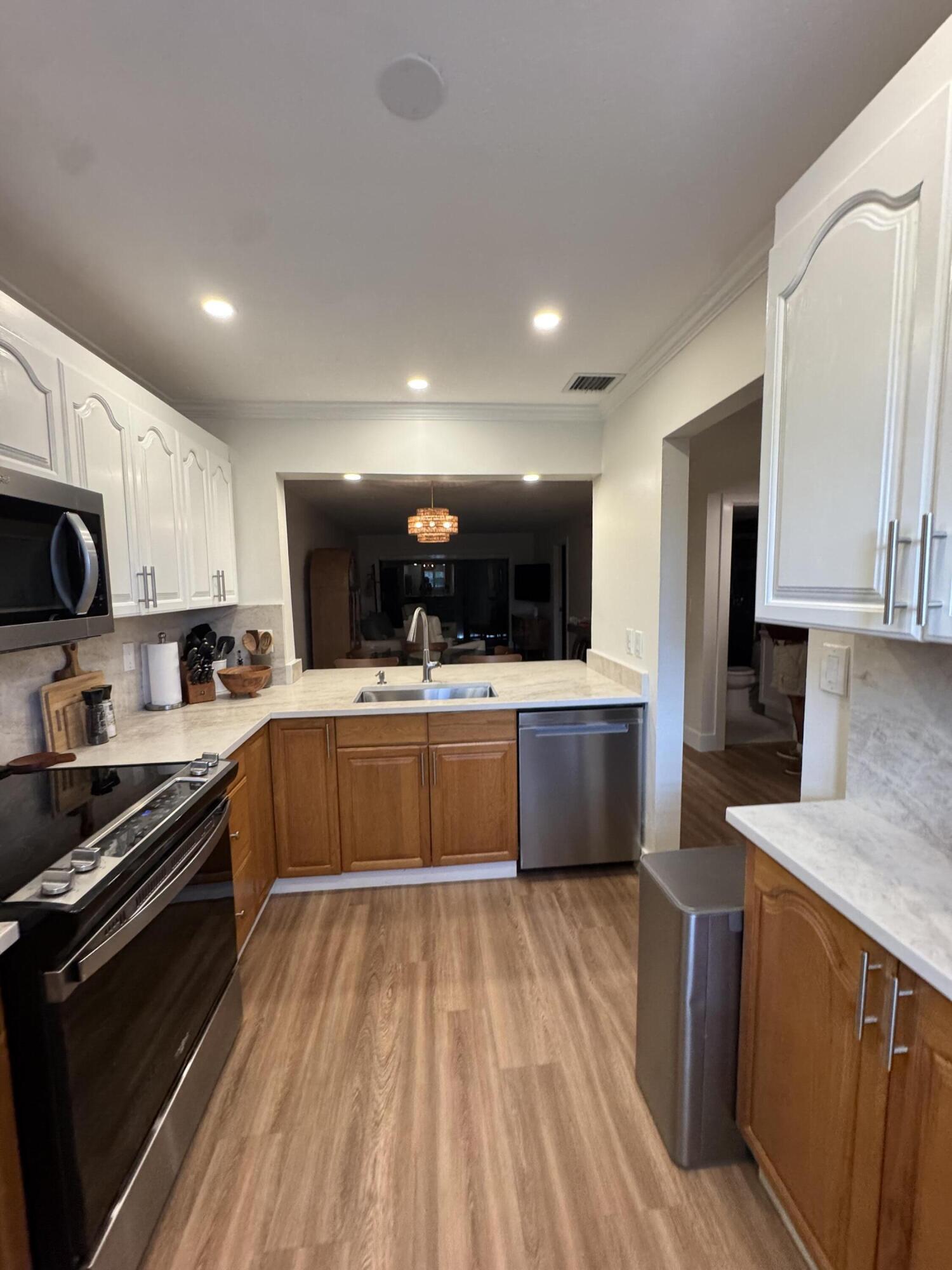 SAND DOLLAR VILLAS CONDOMINIUM C - Residential