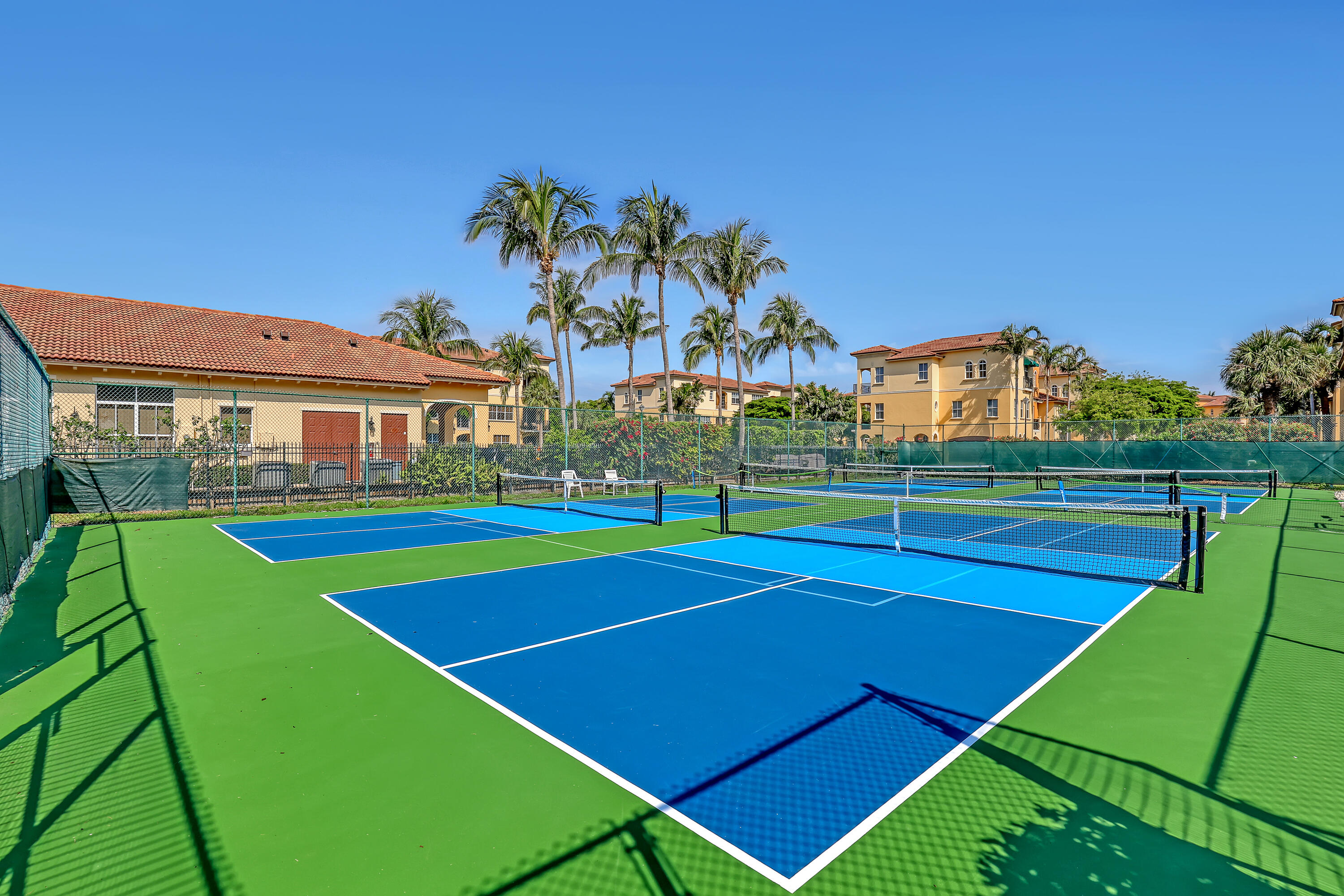 SAND DOLLAR VILLAS CONDOMINIUM C - Residential
