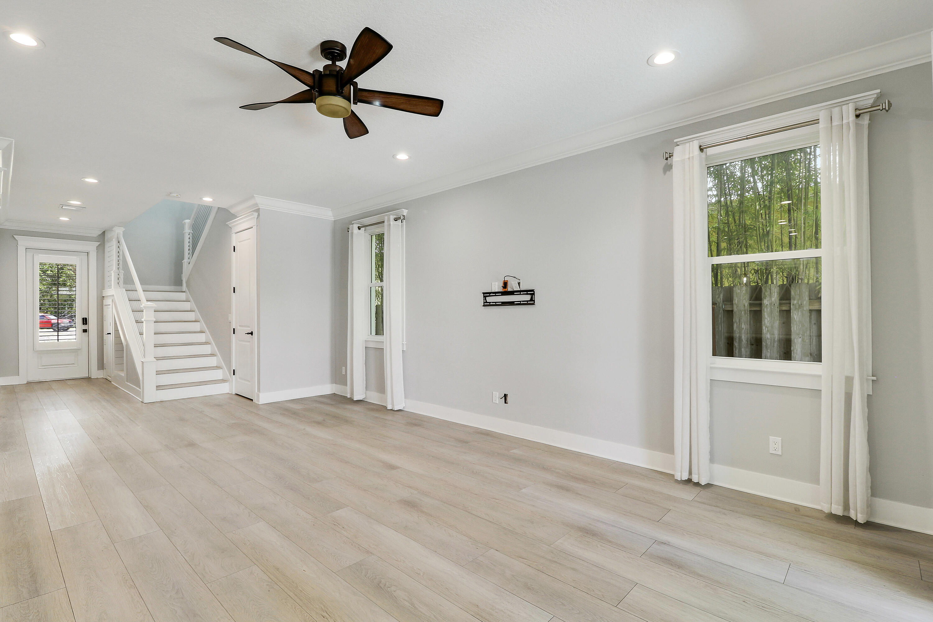 MANATEE BAY - Residential