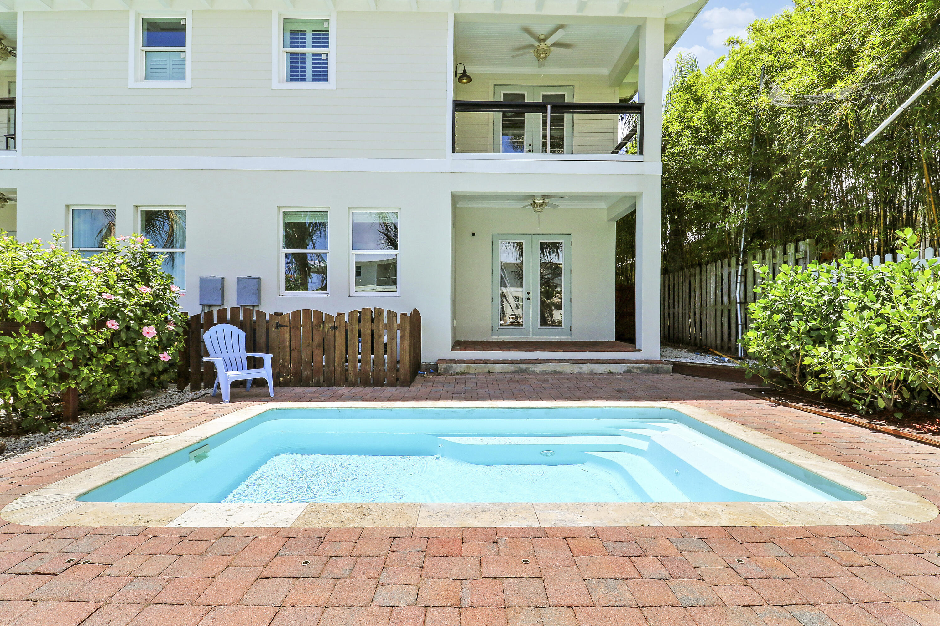 MANATEE BAY - Residential