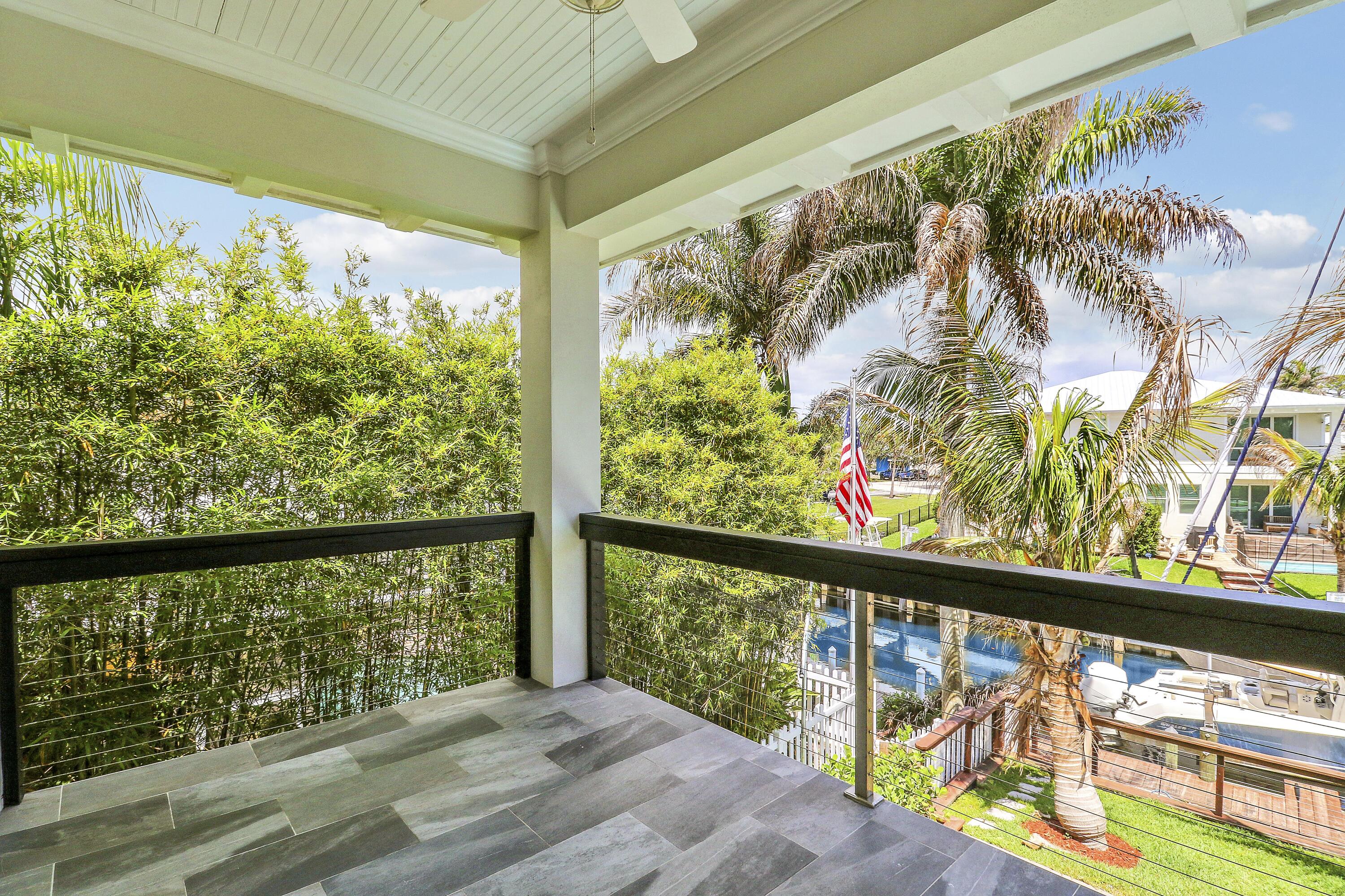 MANATEE BAY - Residential