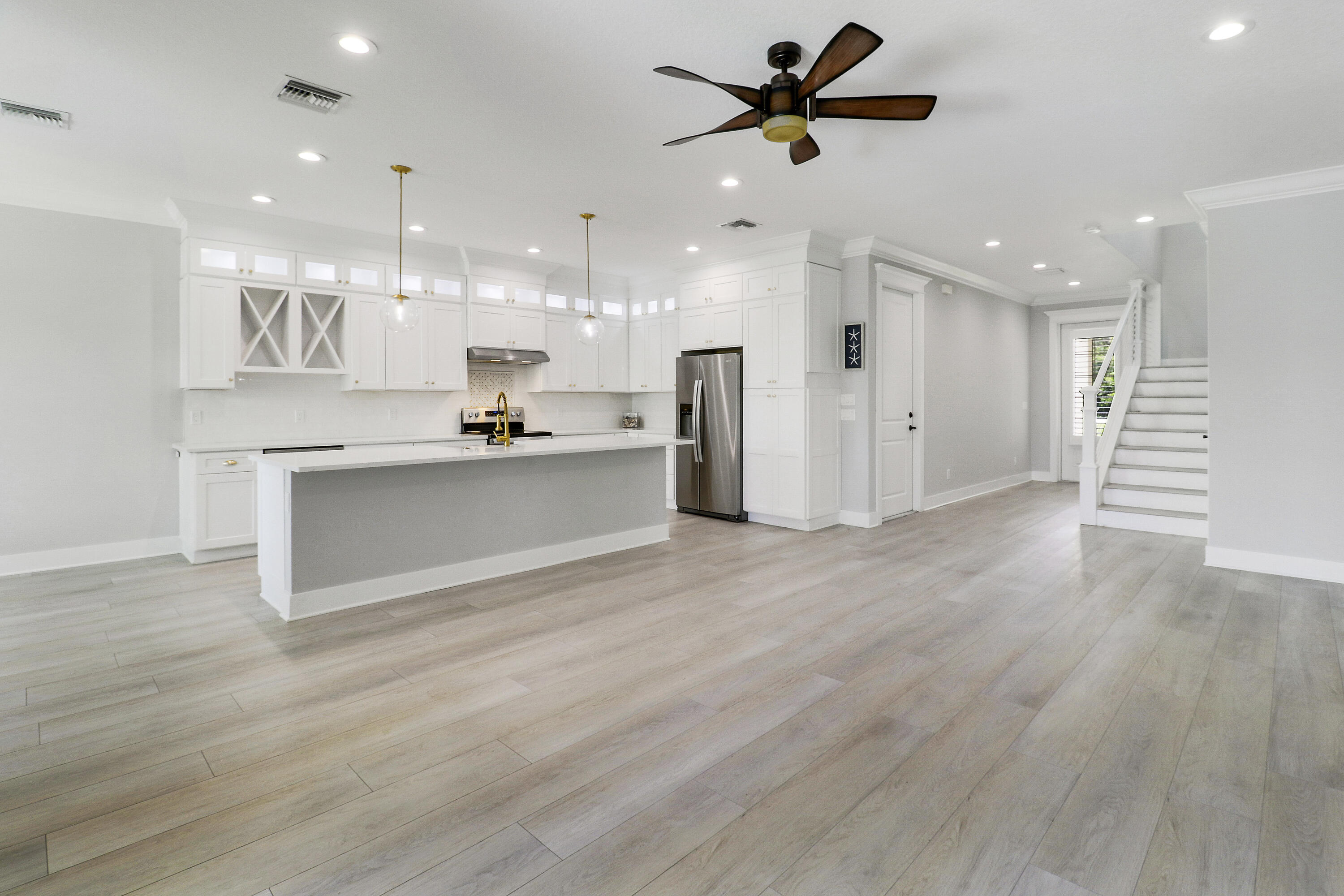 MANATEE BAY - Residential