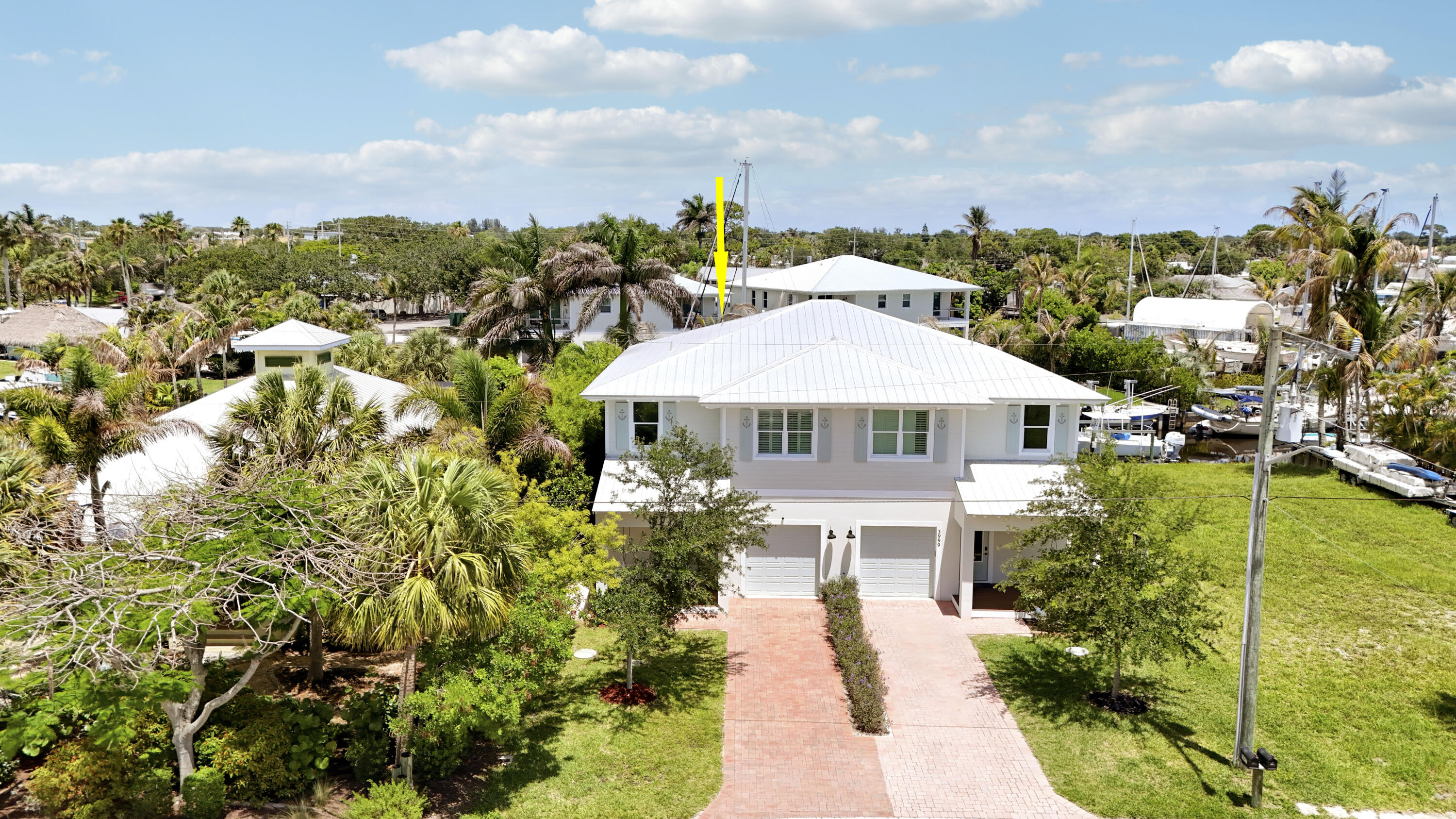 MANATEE BAY - Residential