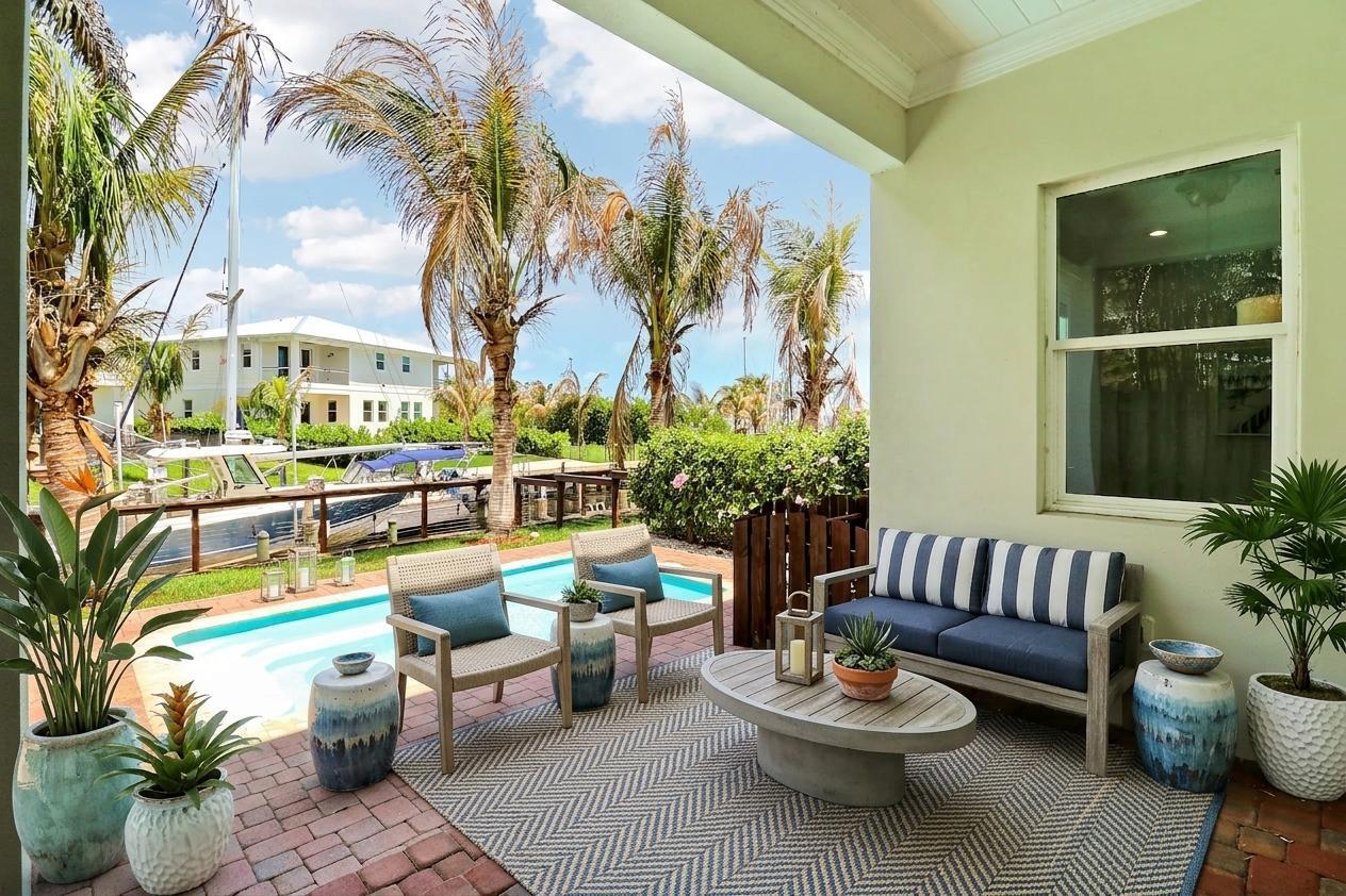 MANATEE BAY - Residential