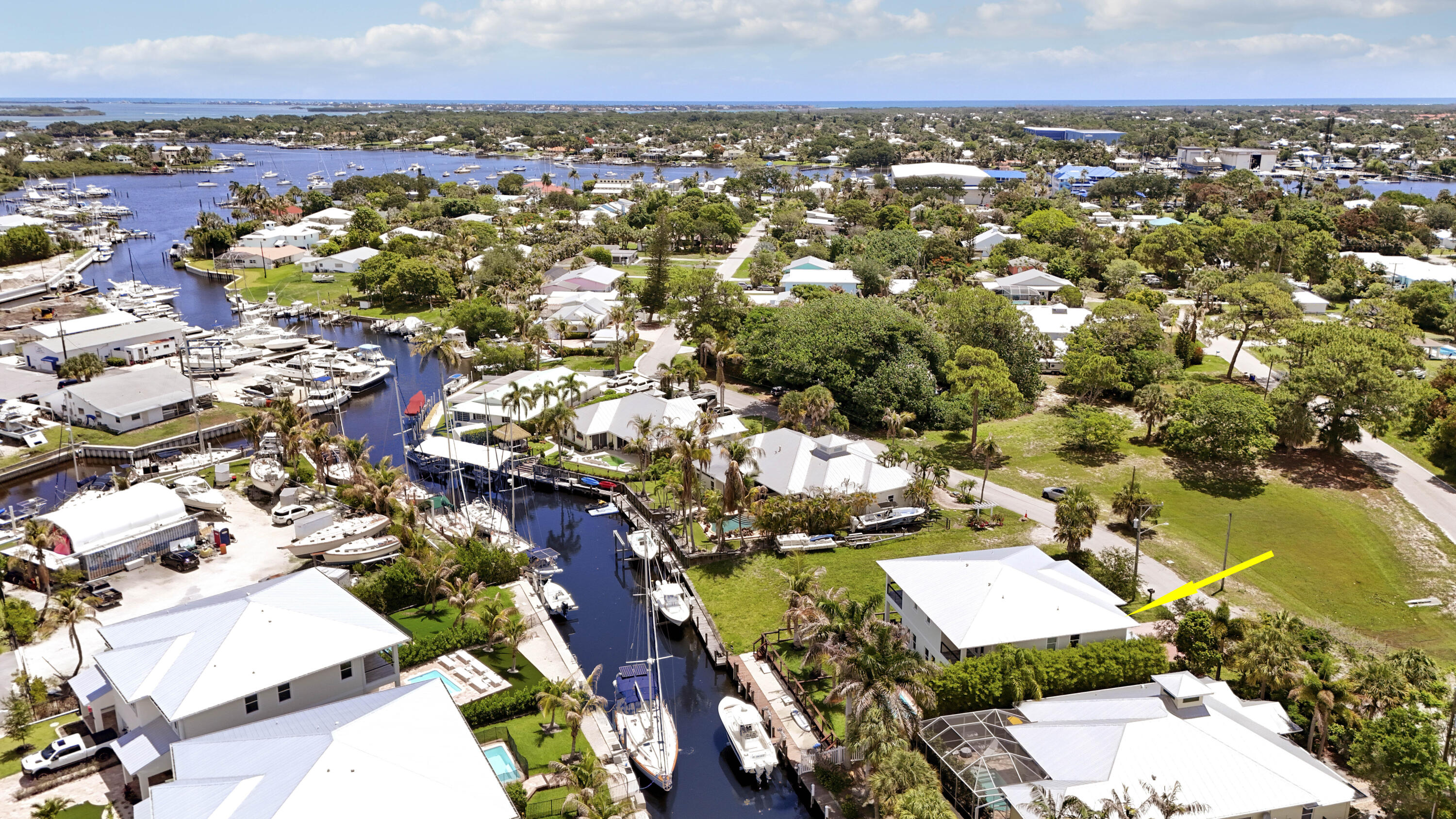 MANATEE BAY - Residential