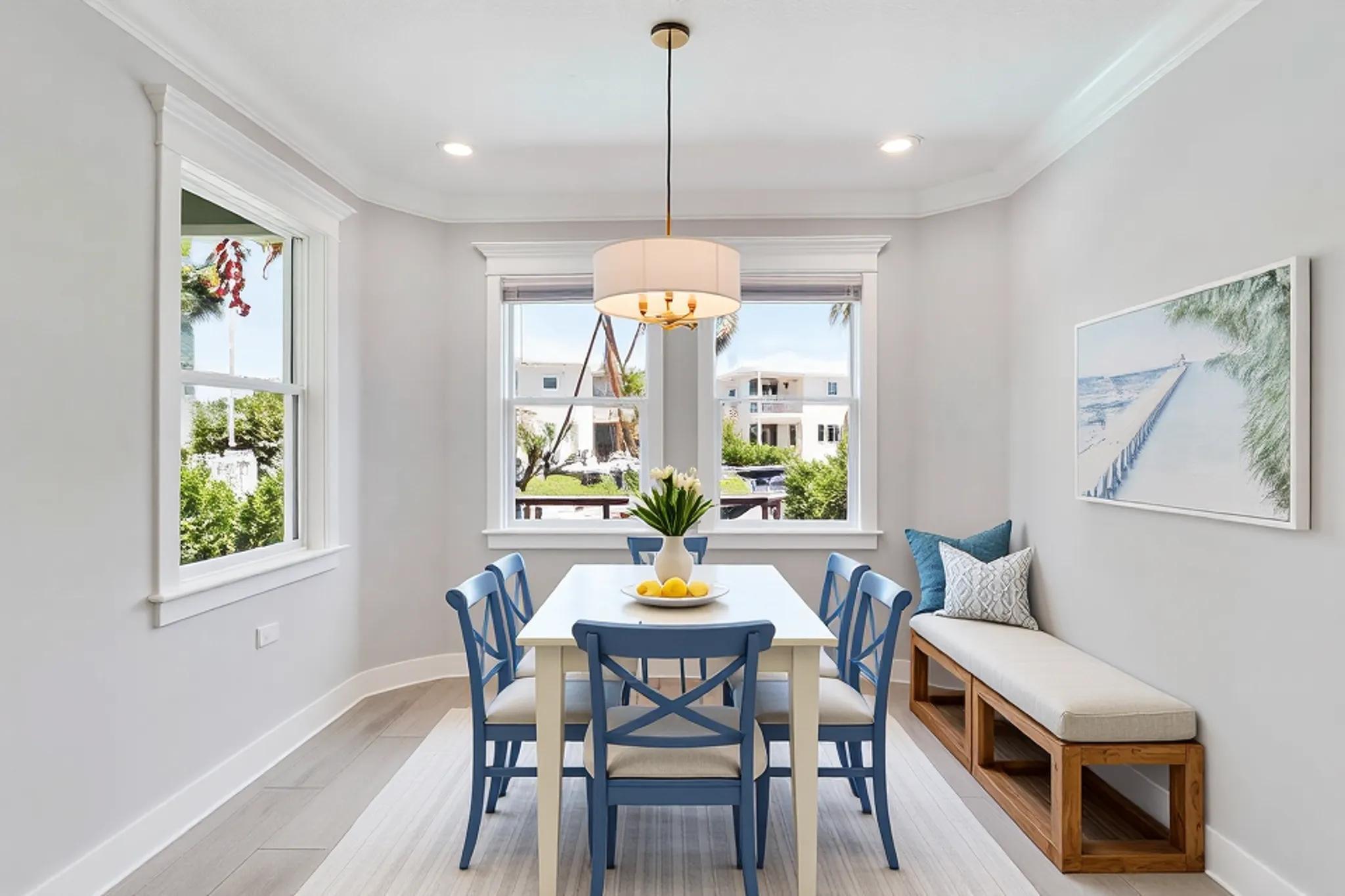 MANATEE BAY - Residential