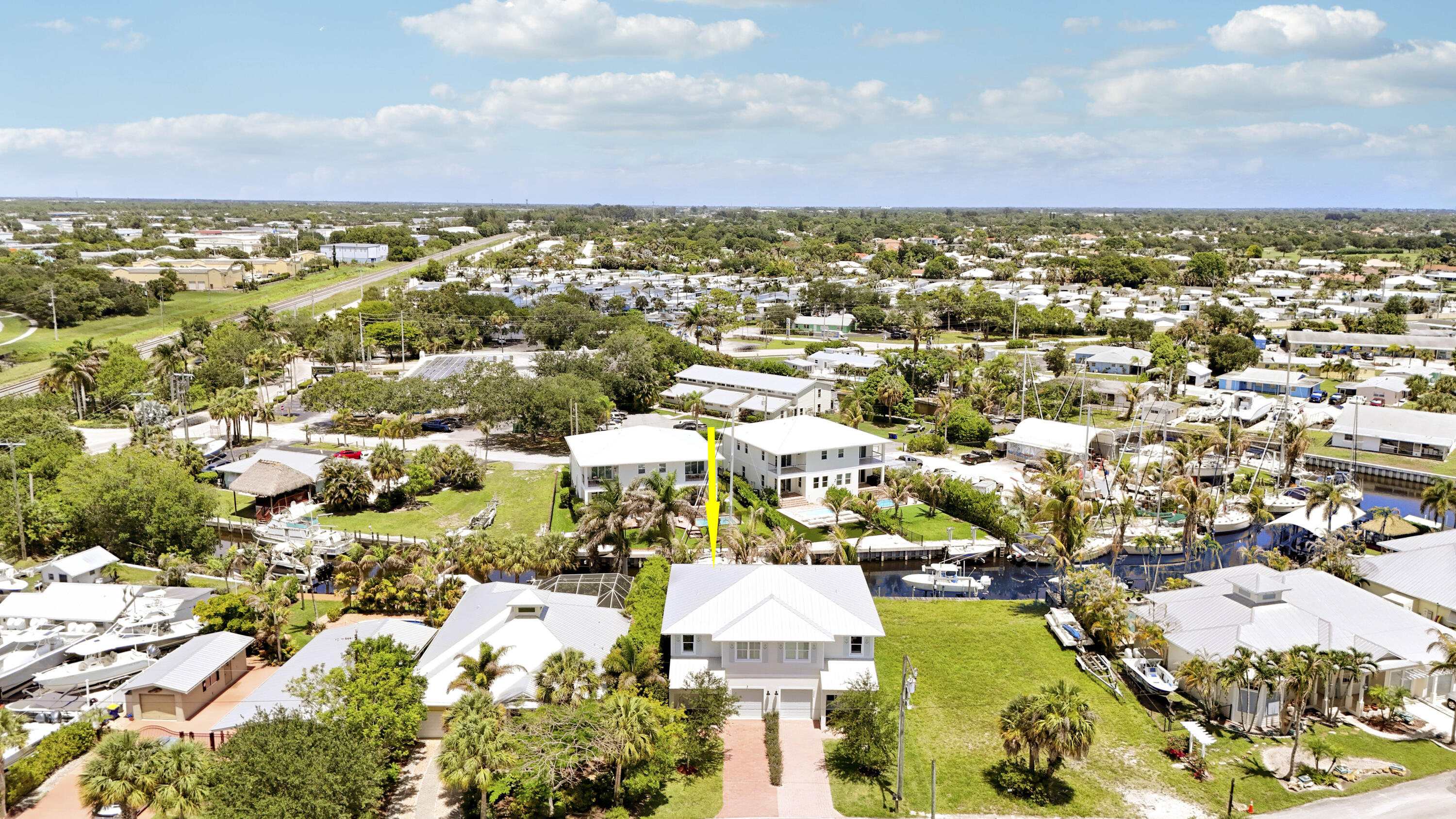 MANATEE BAY - Residential