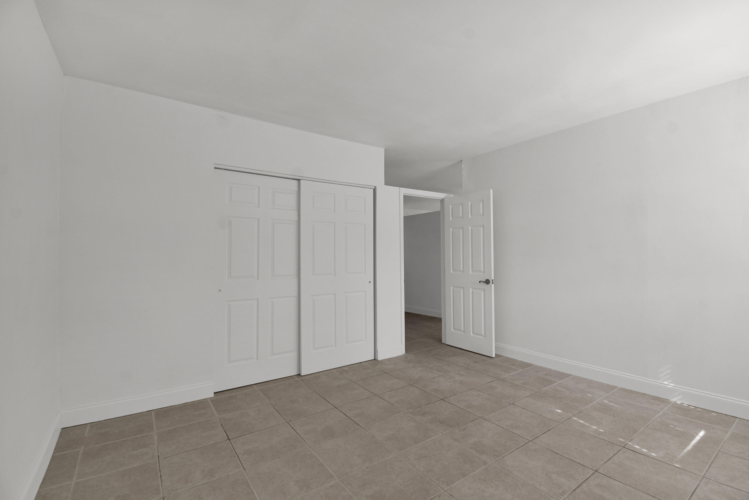 HOLLYWOOD SOUTH SIDE ADD - Residential Income