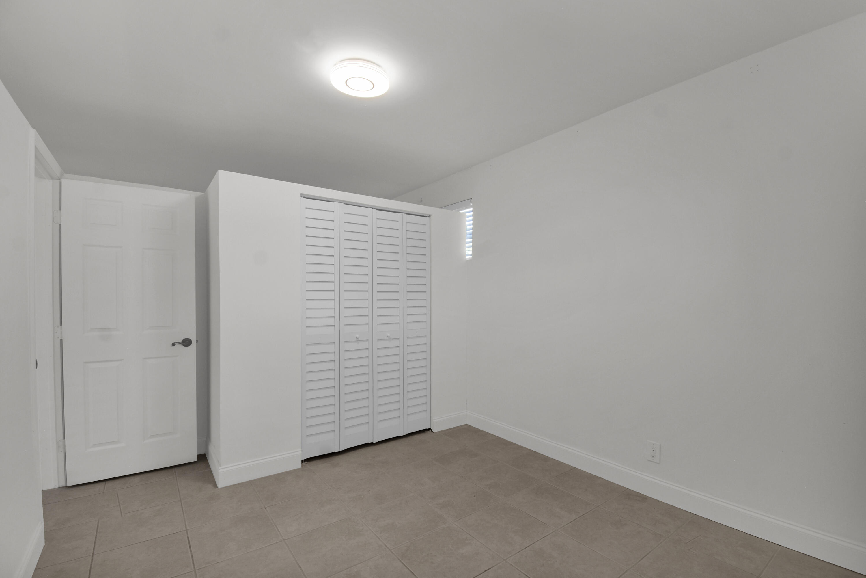 HOLLYWOOD SOUTH SIDE ADD - Residential Income