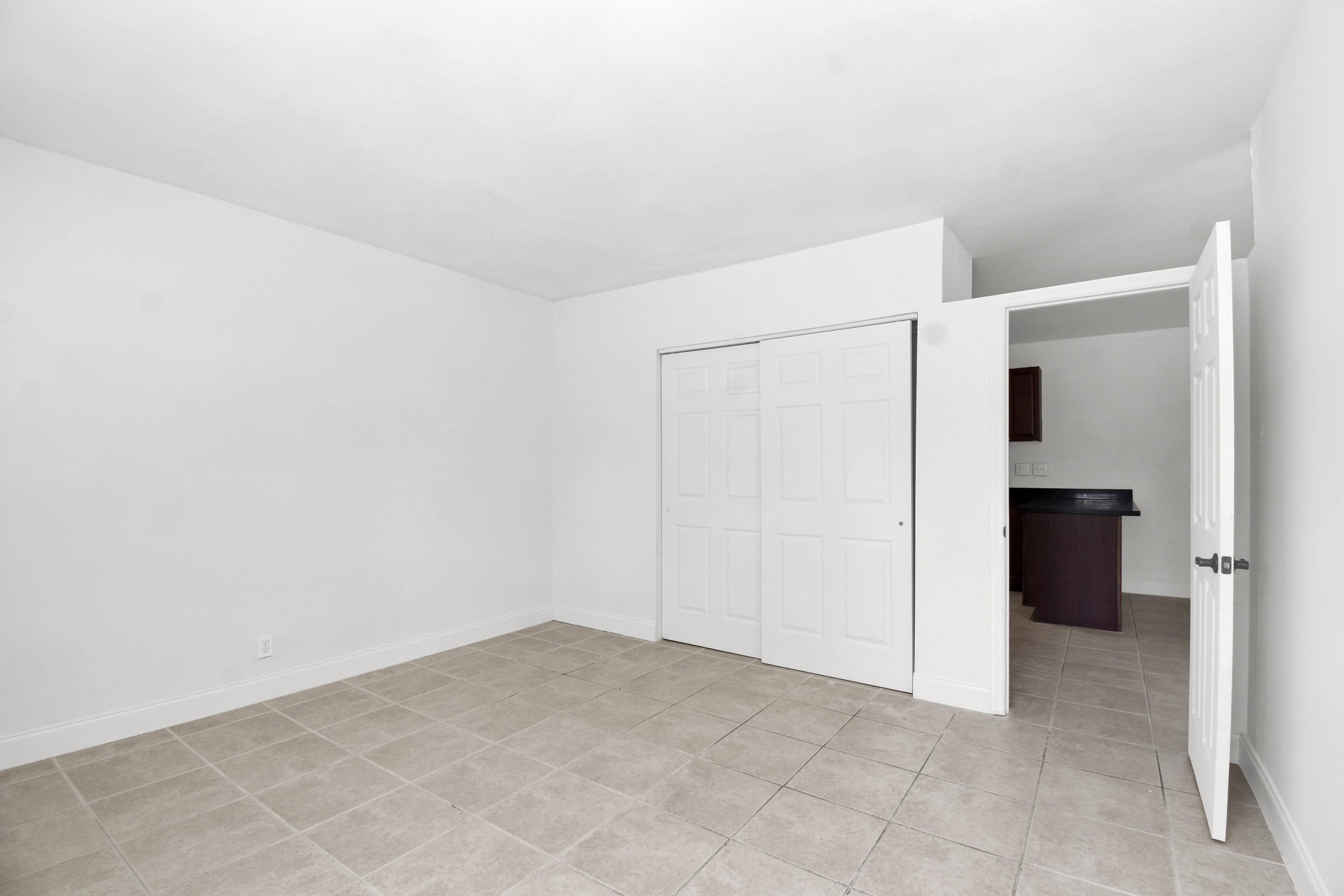 HOLLYWOOD SOUTH SIDE ADD - Residential Income