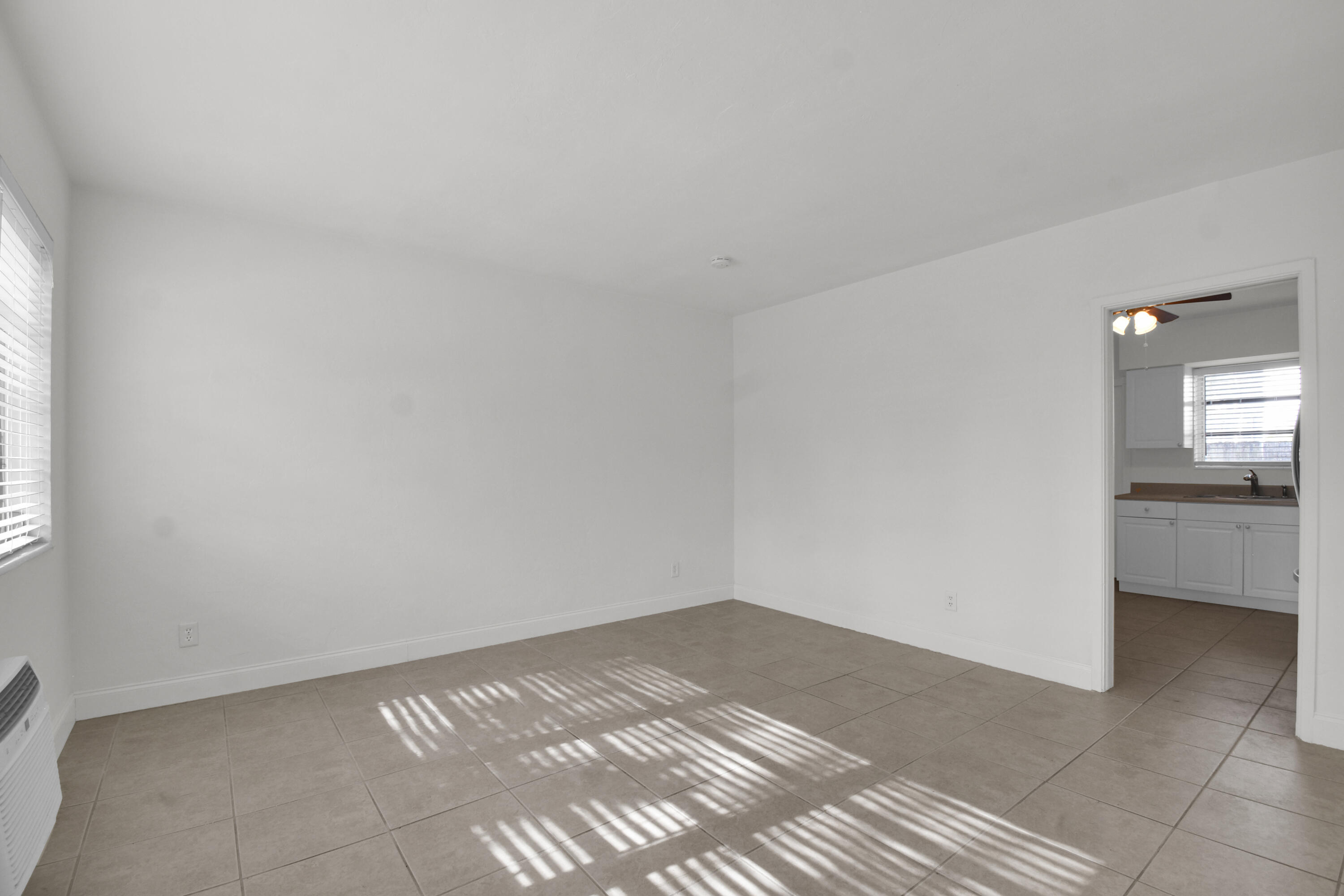 HOLLYWOOD SOUTH SIDE ADD - Residential Income
