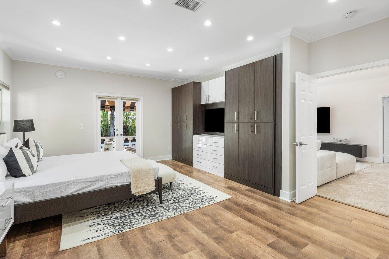 KINGS COURT - Residential Lease