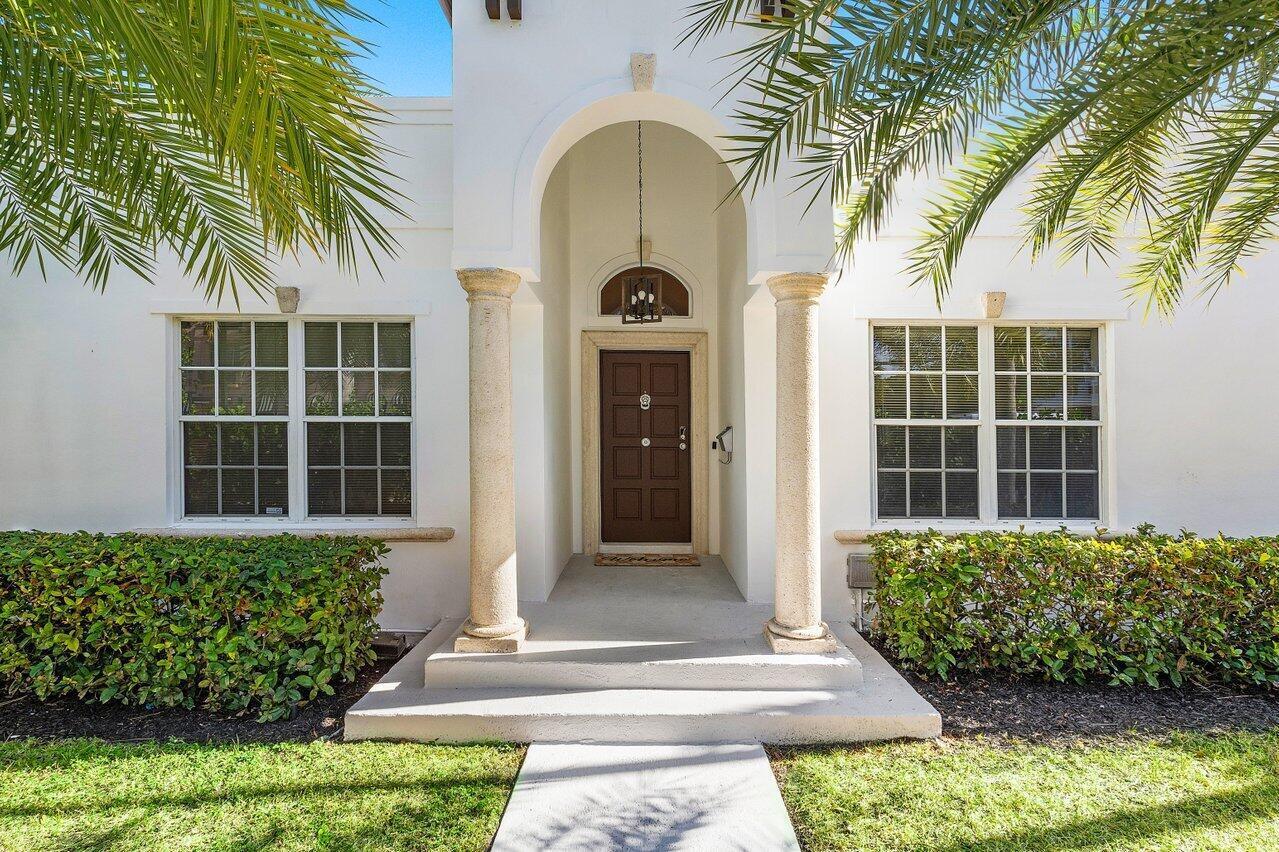KINGS COURT - Residential Lease