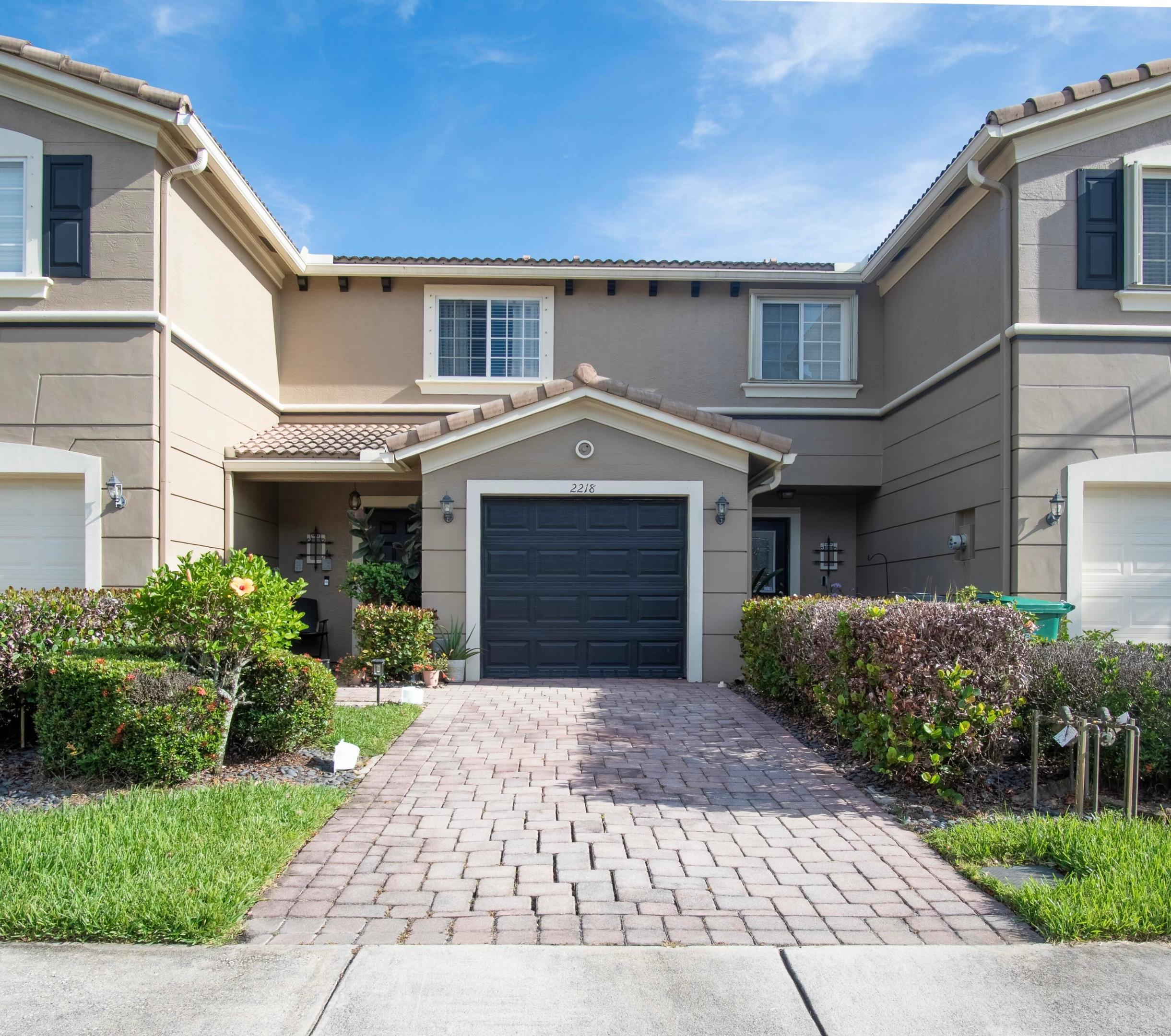 THIRD REPLAT OF PORTOFINO ISLES - Residential