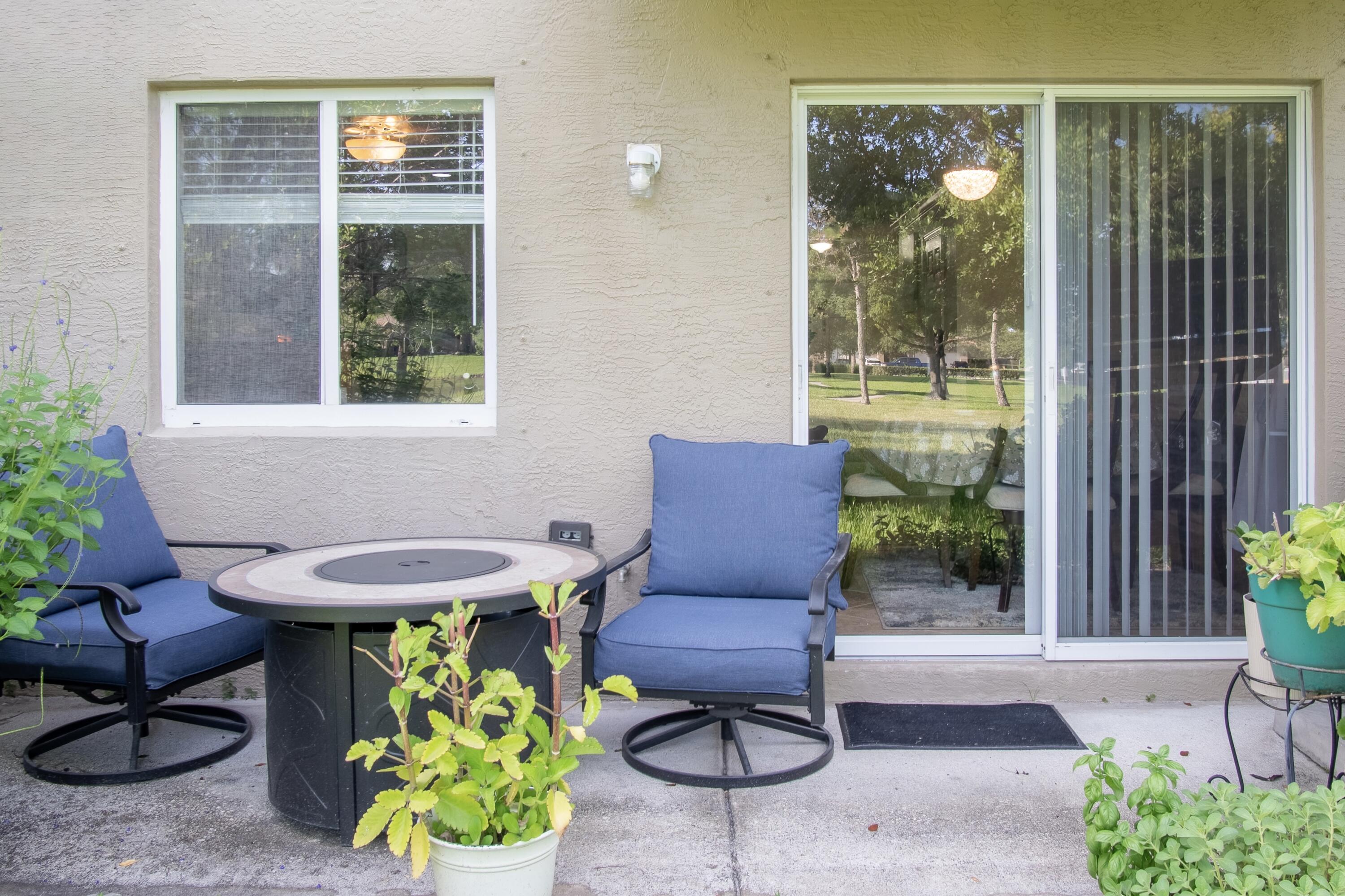 THIRD REPLAT OF PORTOFINO ISLES - Residential