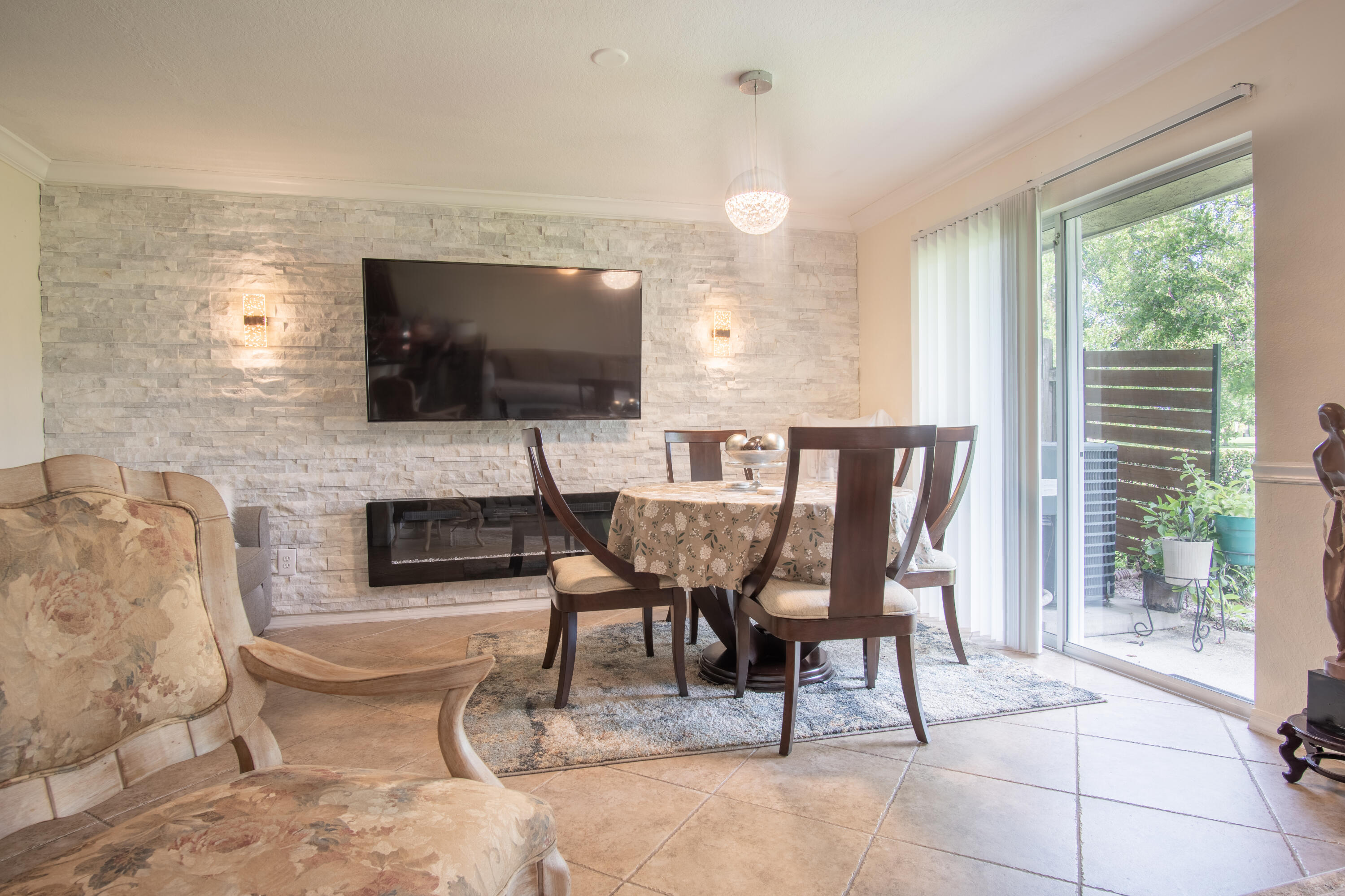 THIRD REPLAT OF PORTOFINO ISLES - Residential