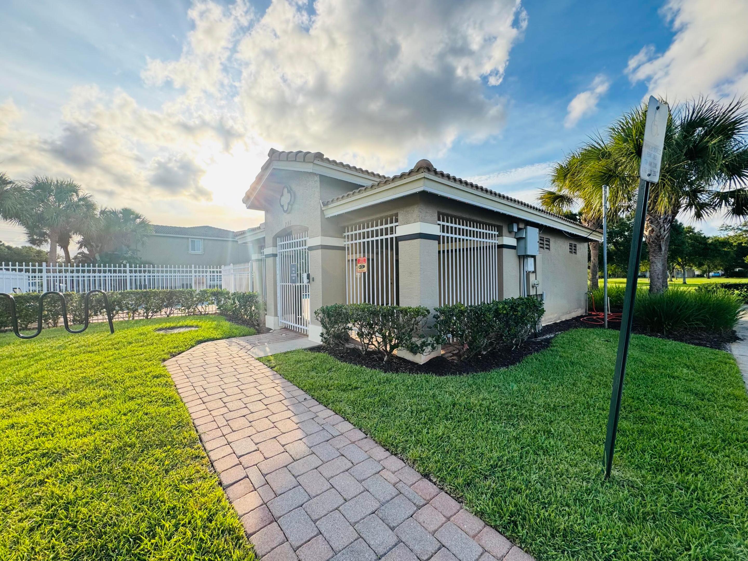 THIRD REPLAT OF PORTOFINO ISLES - Residential