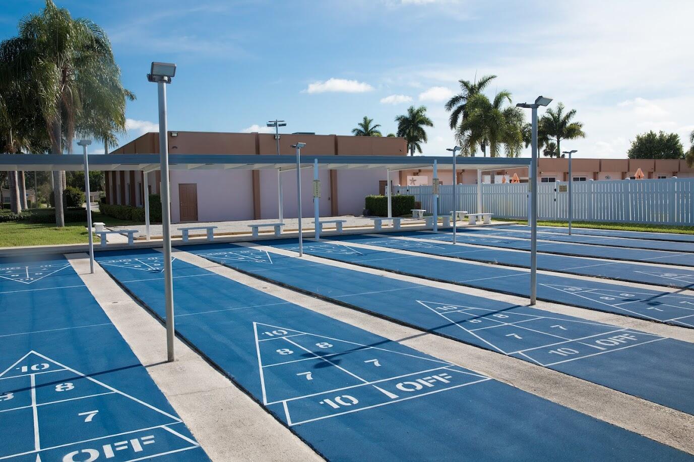 CRESTHAVEN VILLAS CONDO 26 - Residential