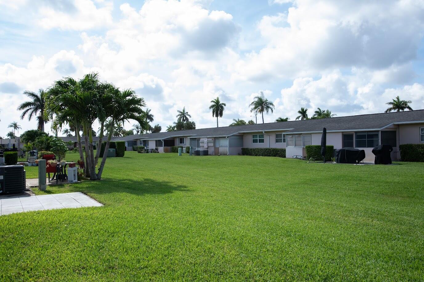CRESTHAVEN VILLAS CONDO 26 - Residential