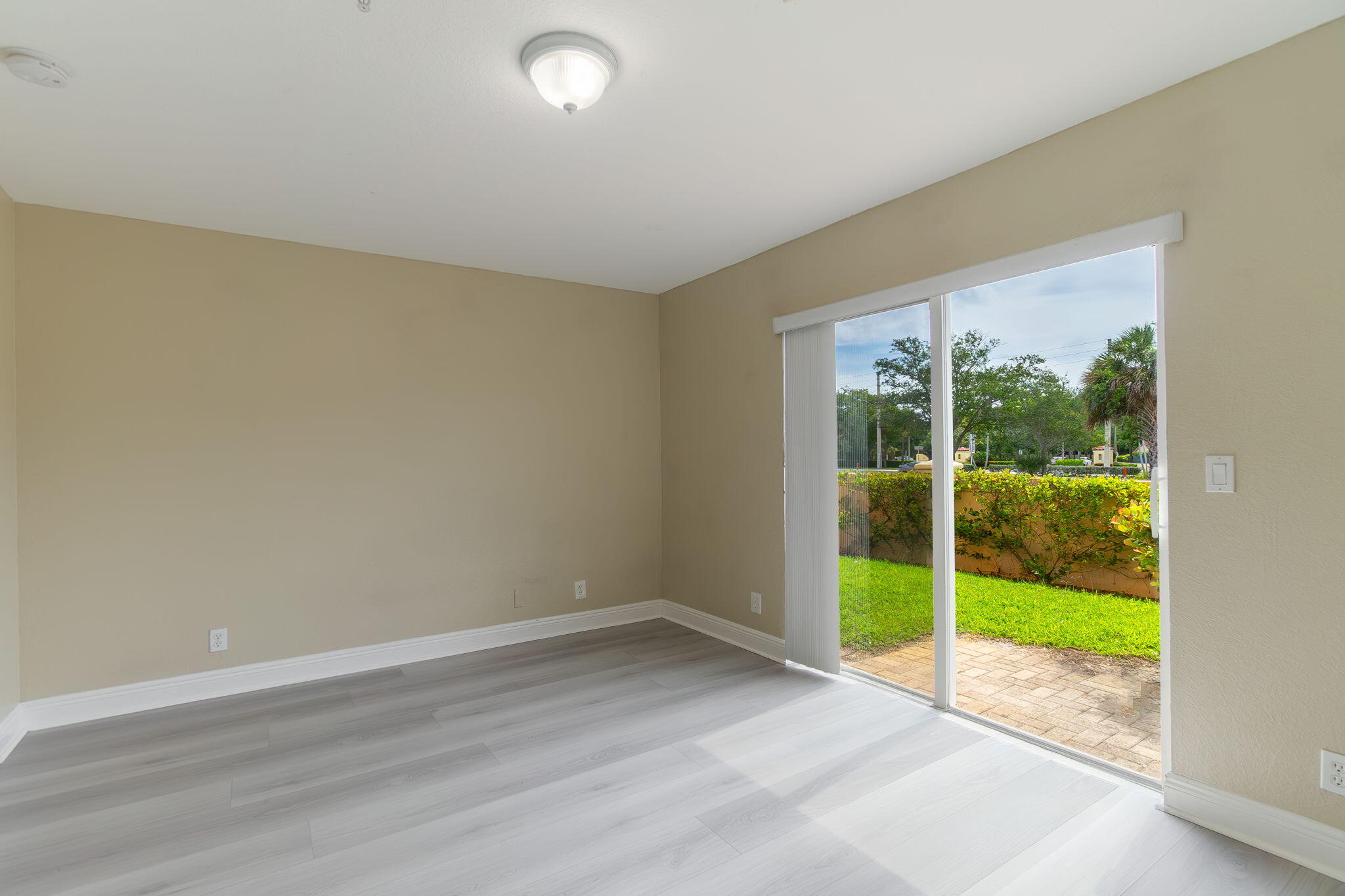 PRESERVE AT BOYNTON BEACH 13 CONDO - Residential Lease