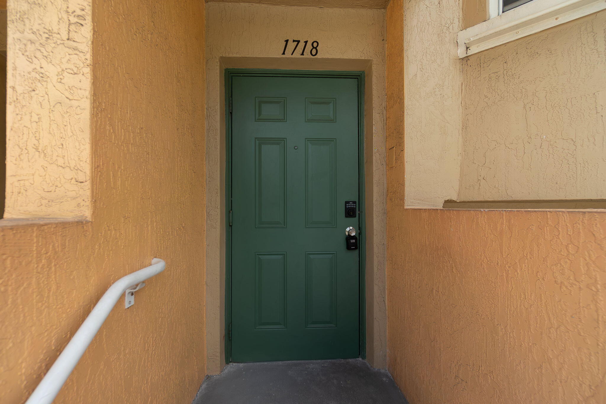 PRESERVE AT BOYNTON BEACH 13 CONDO - Residential Lease