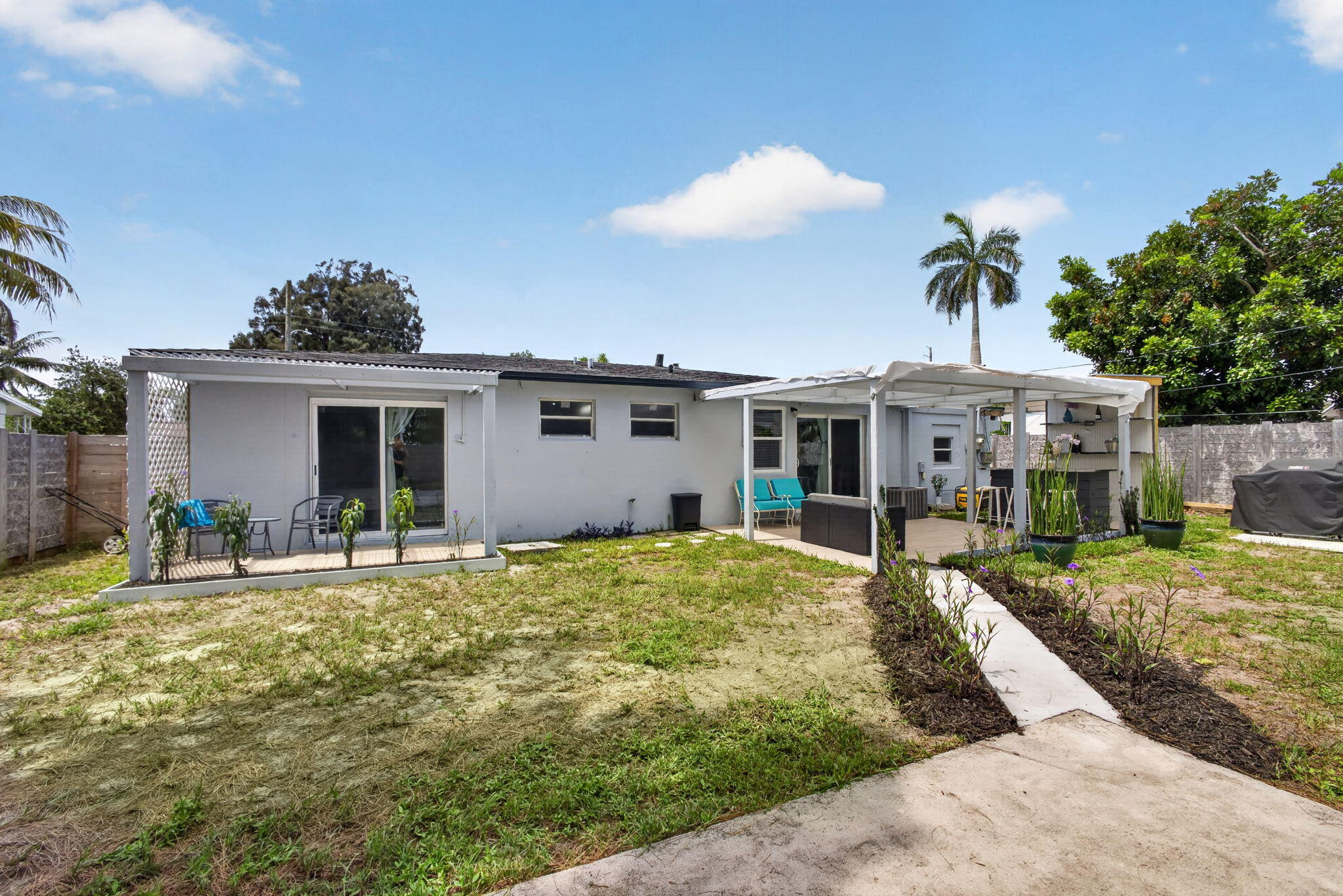 CHURCH CIRCLE - Residential