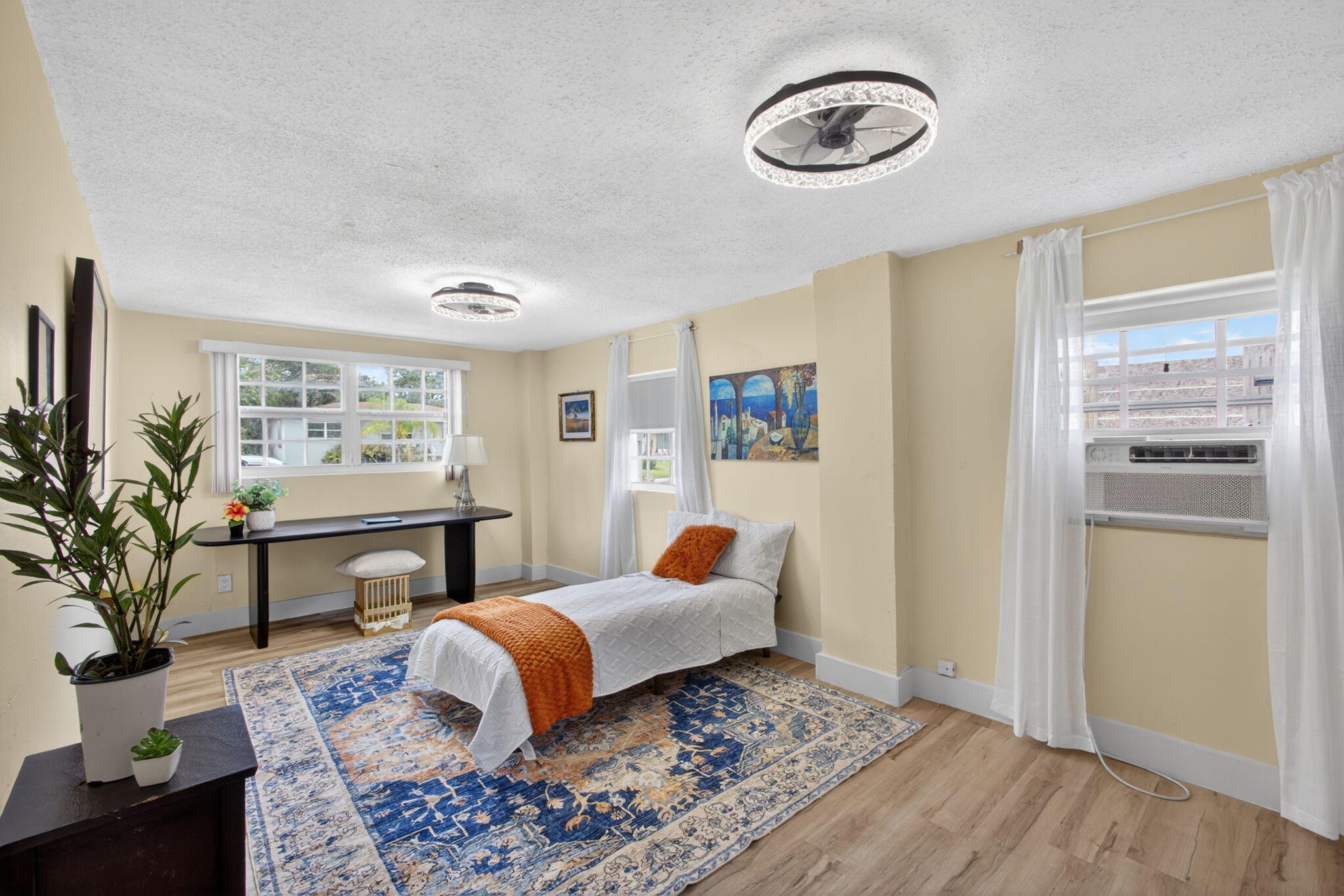 CHURCH CIRCLE - Residential