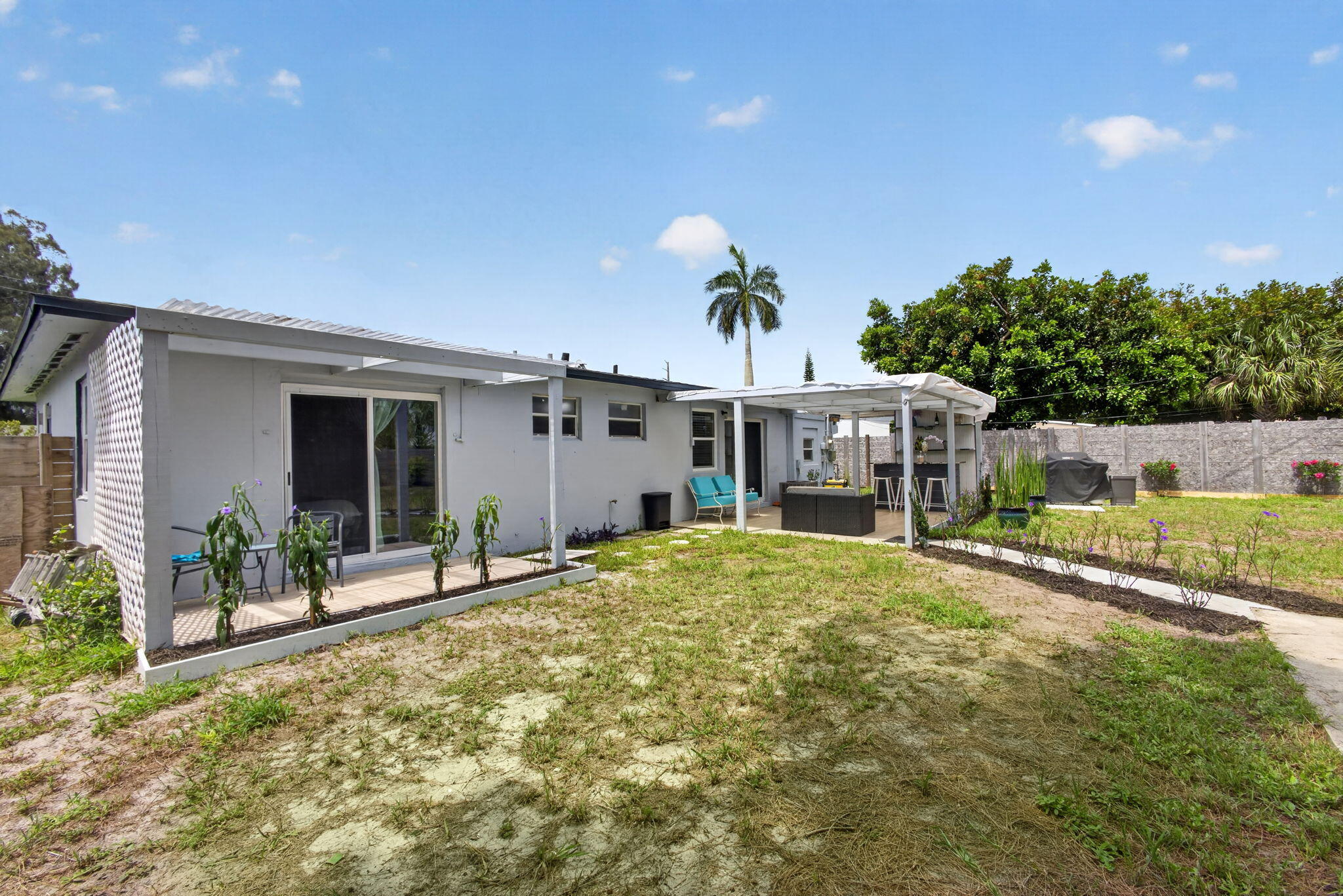 CHURCH CIRCLE - Residential