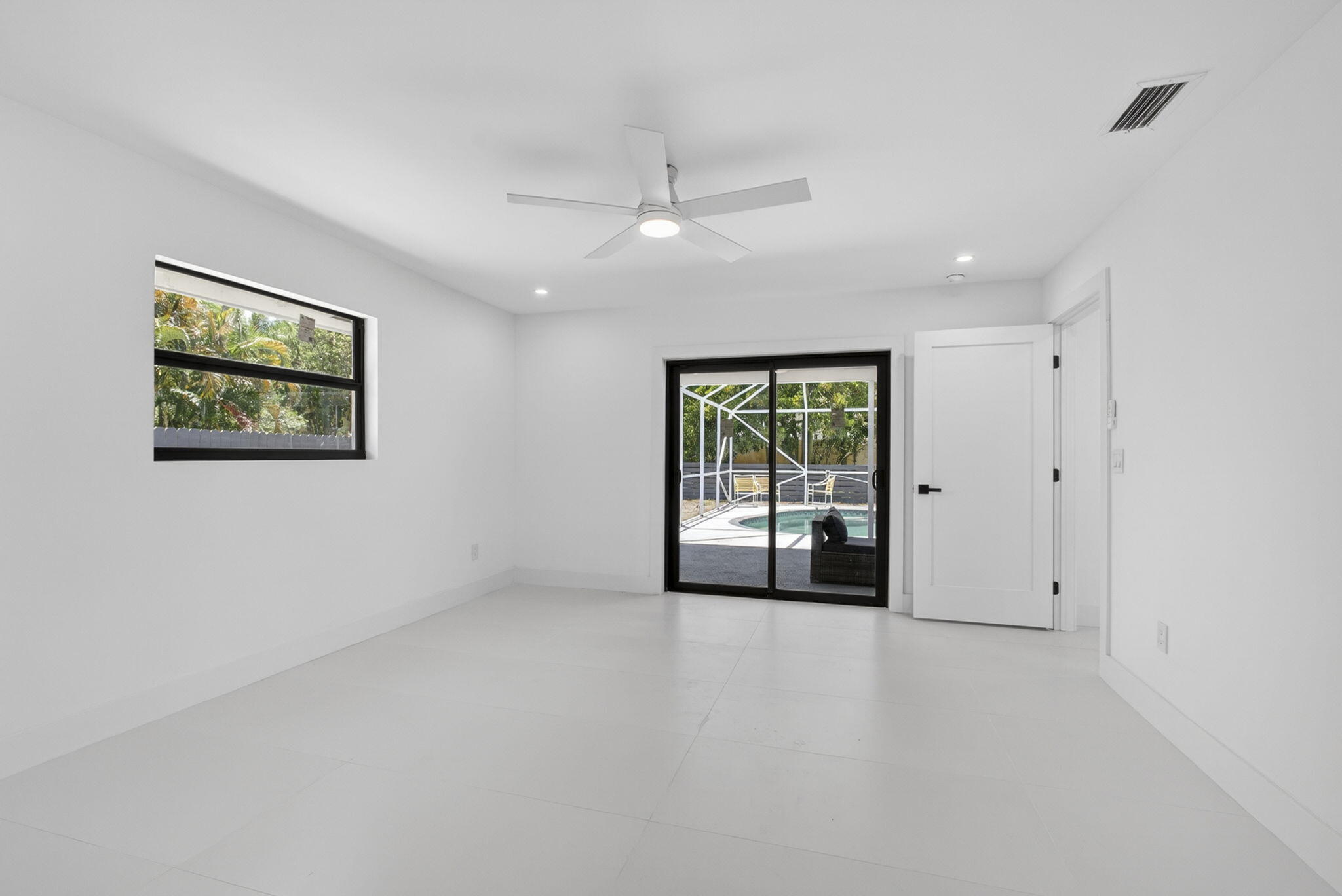 LAKE CLARKE WEST 3 - Residential