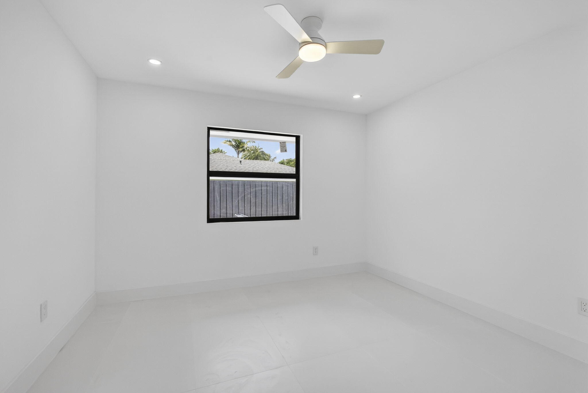 LAKE CLARKE WEST 3 - Residential