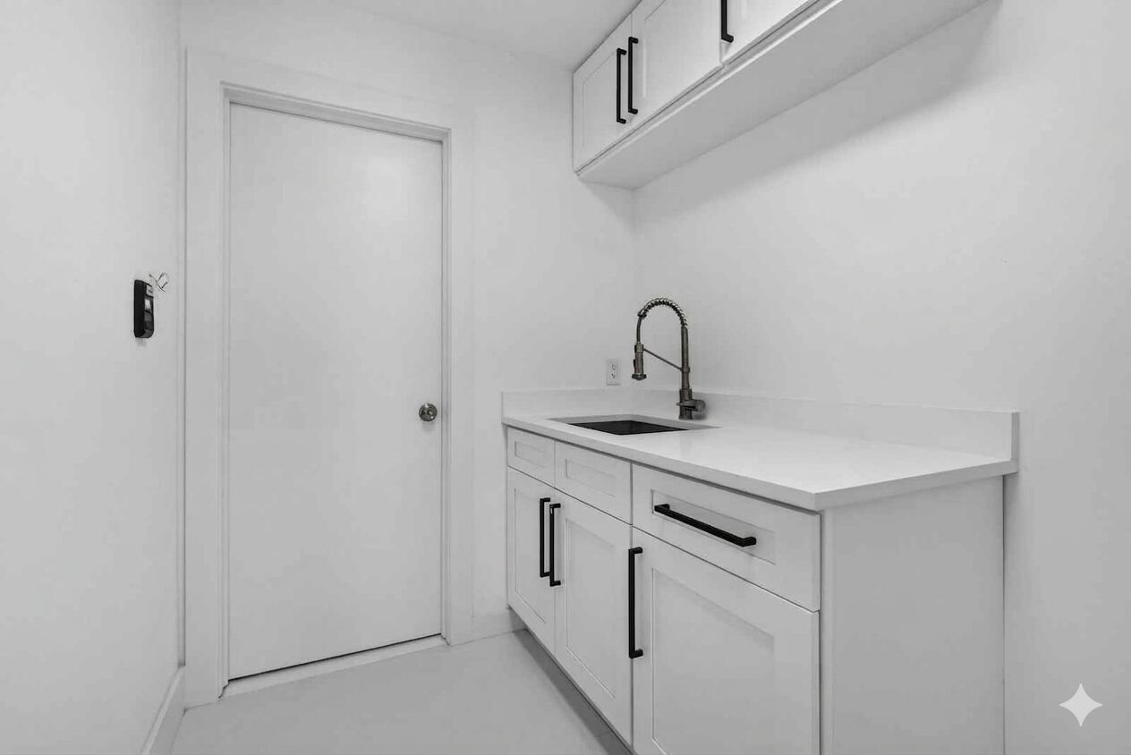LAKE CLARKE WEST 3 - Residential