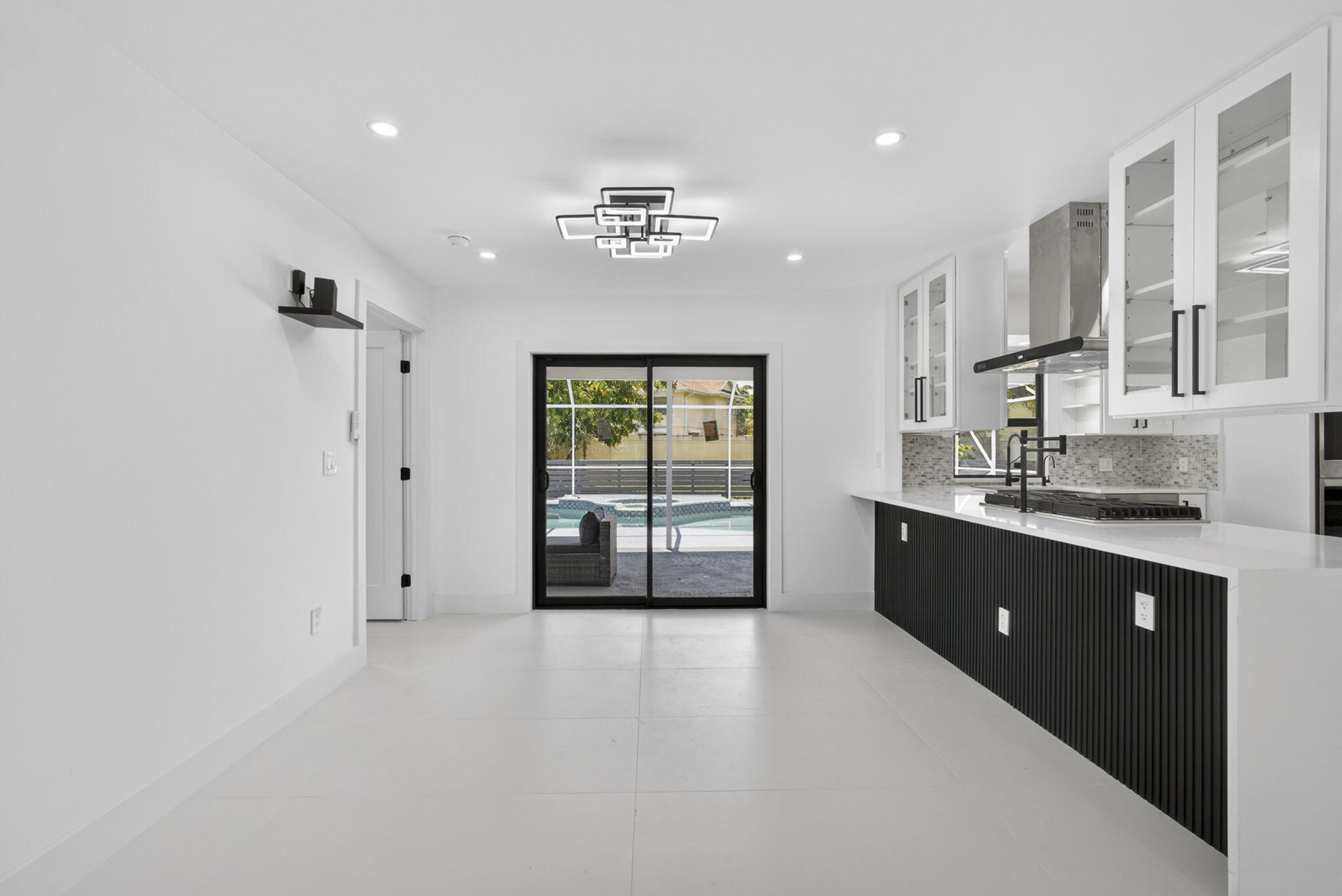 LAKE CLARKE WEST 3 - Residential