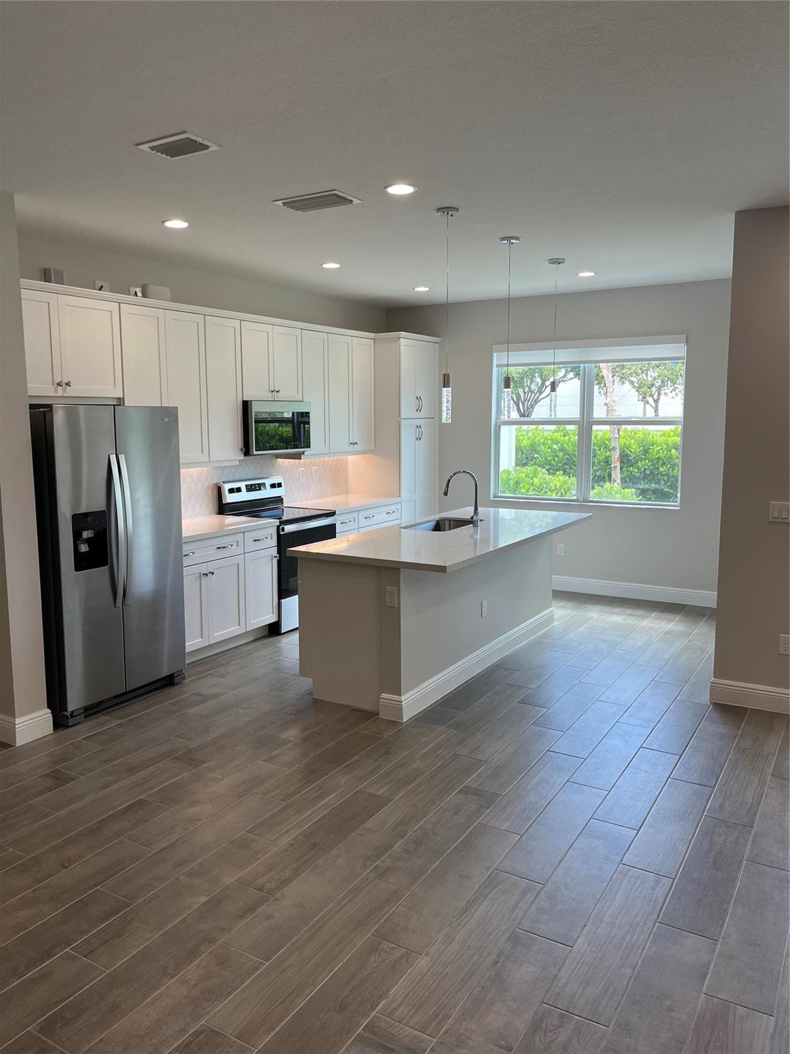 DEERFIELD CROSSING - Residential
