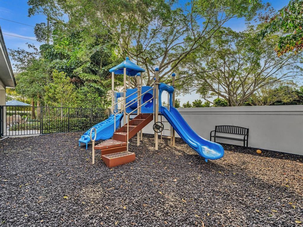 DEERFIELD CROSSING - Residential