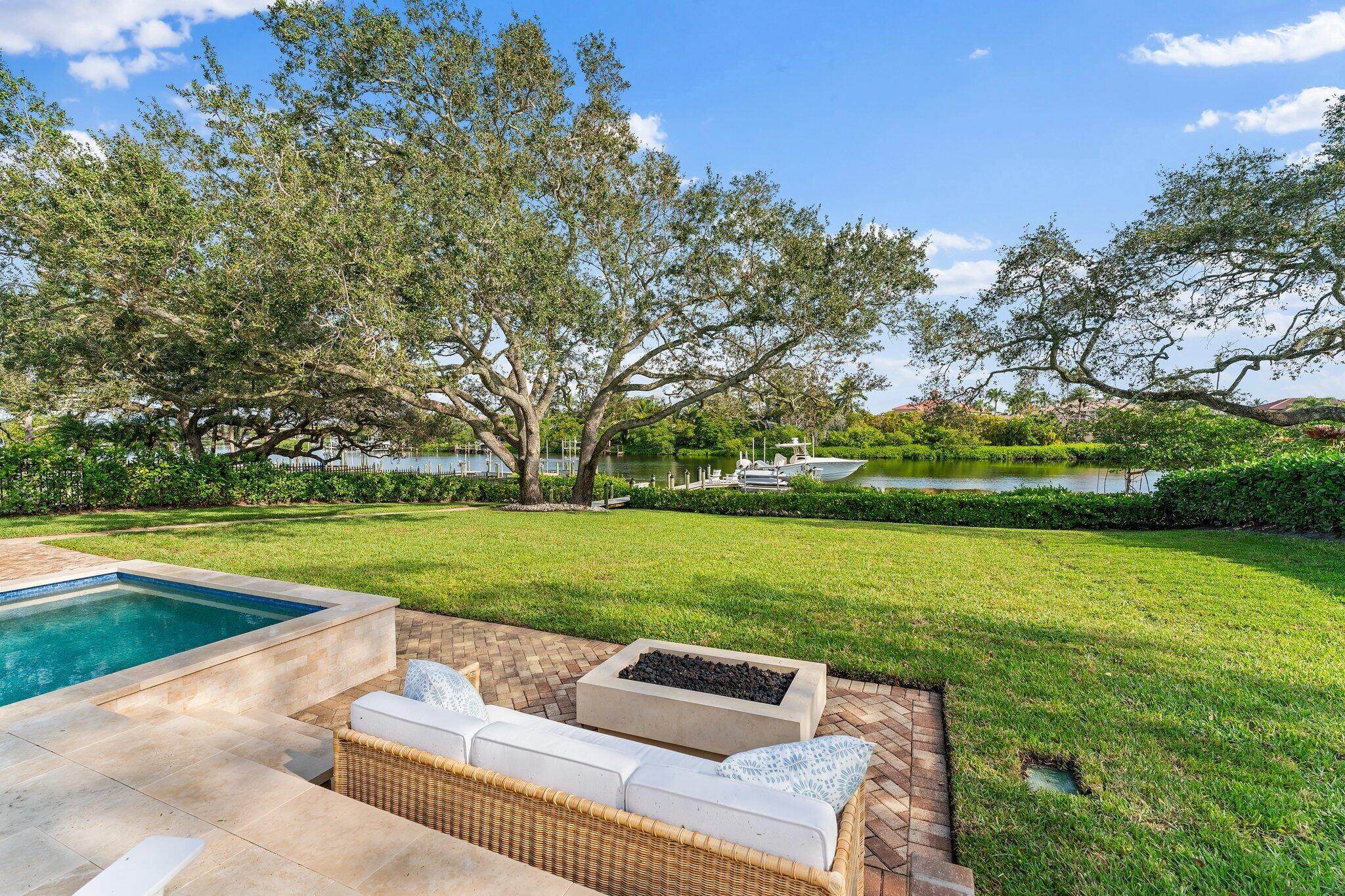 JUPITER RIVER ESTATES - Residential