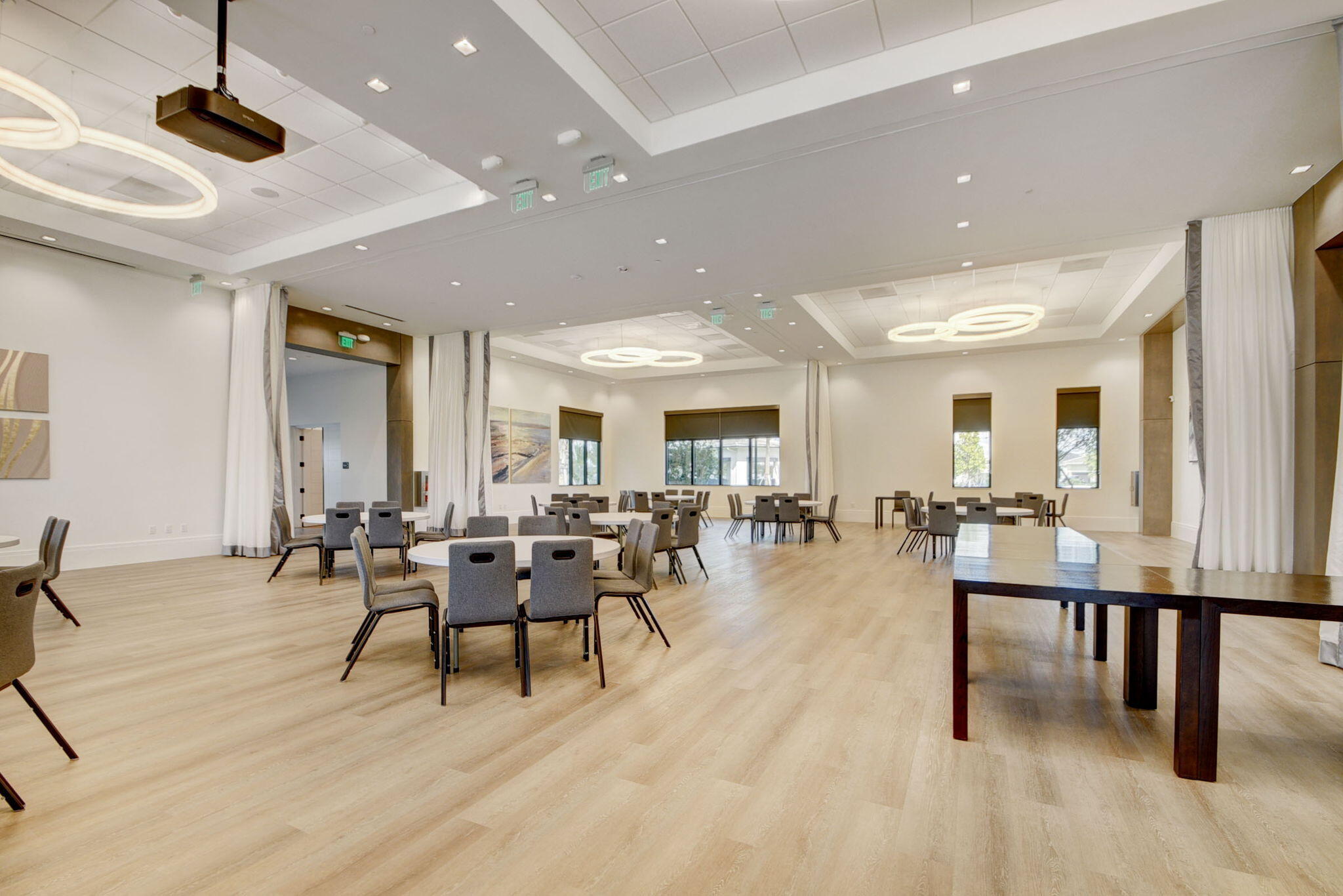 CRESSWIND PALM BEACH - Residential