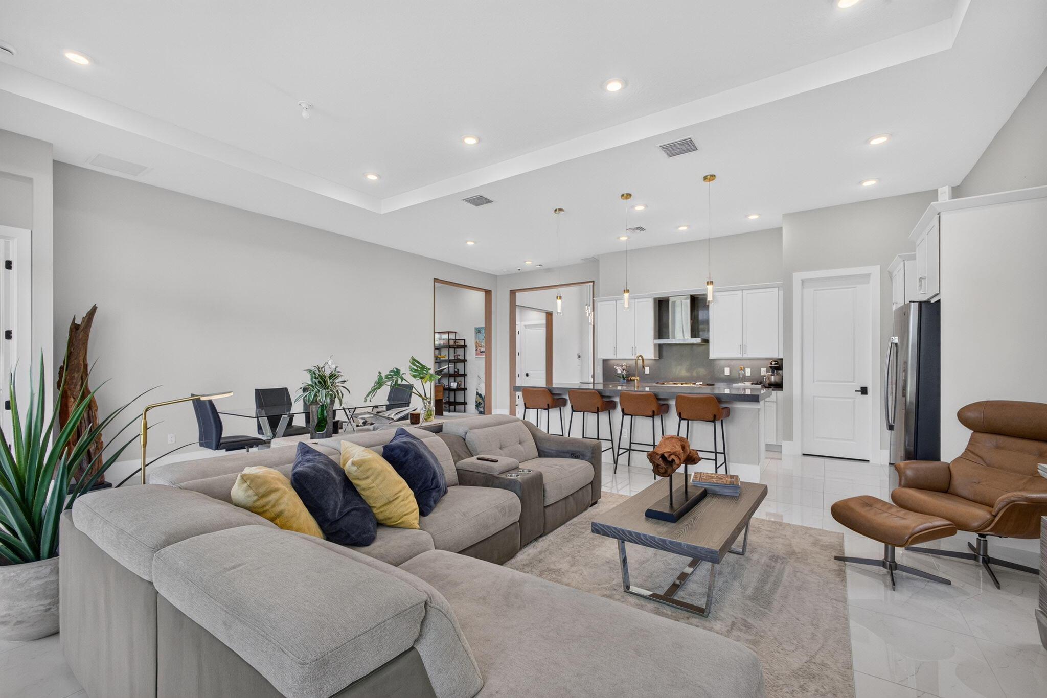 CRESSWIND PALM BEACH - Residential