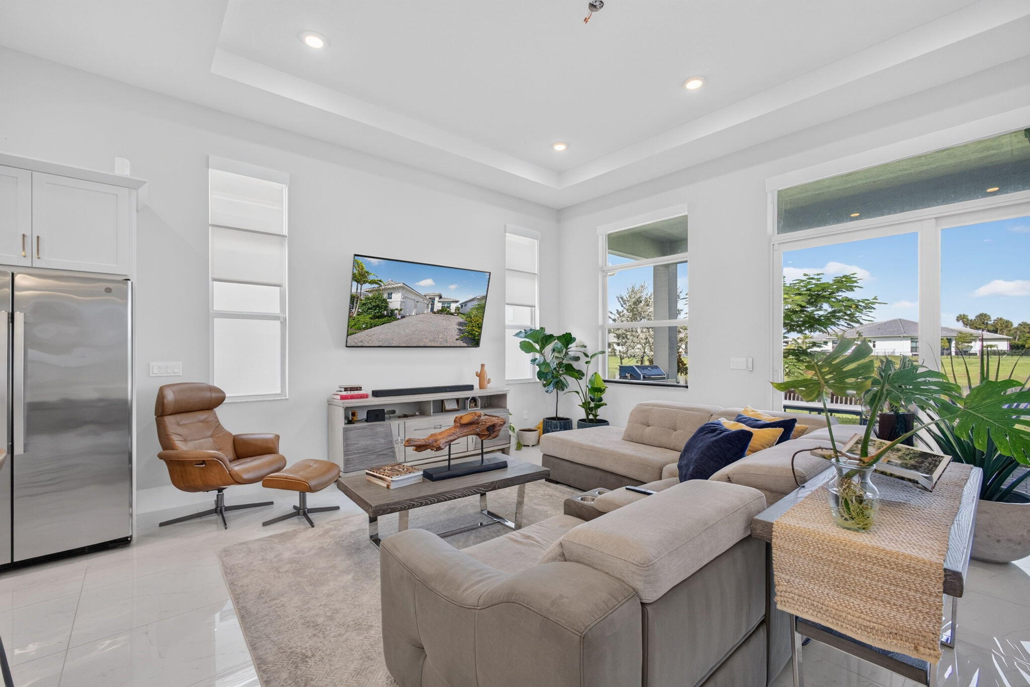 CRESSWIND PALM BEACH - Residential
