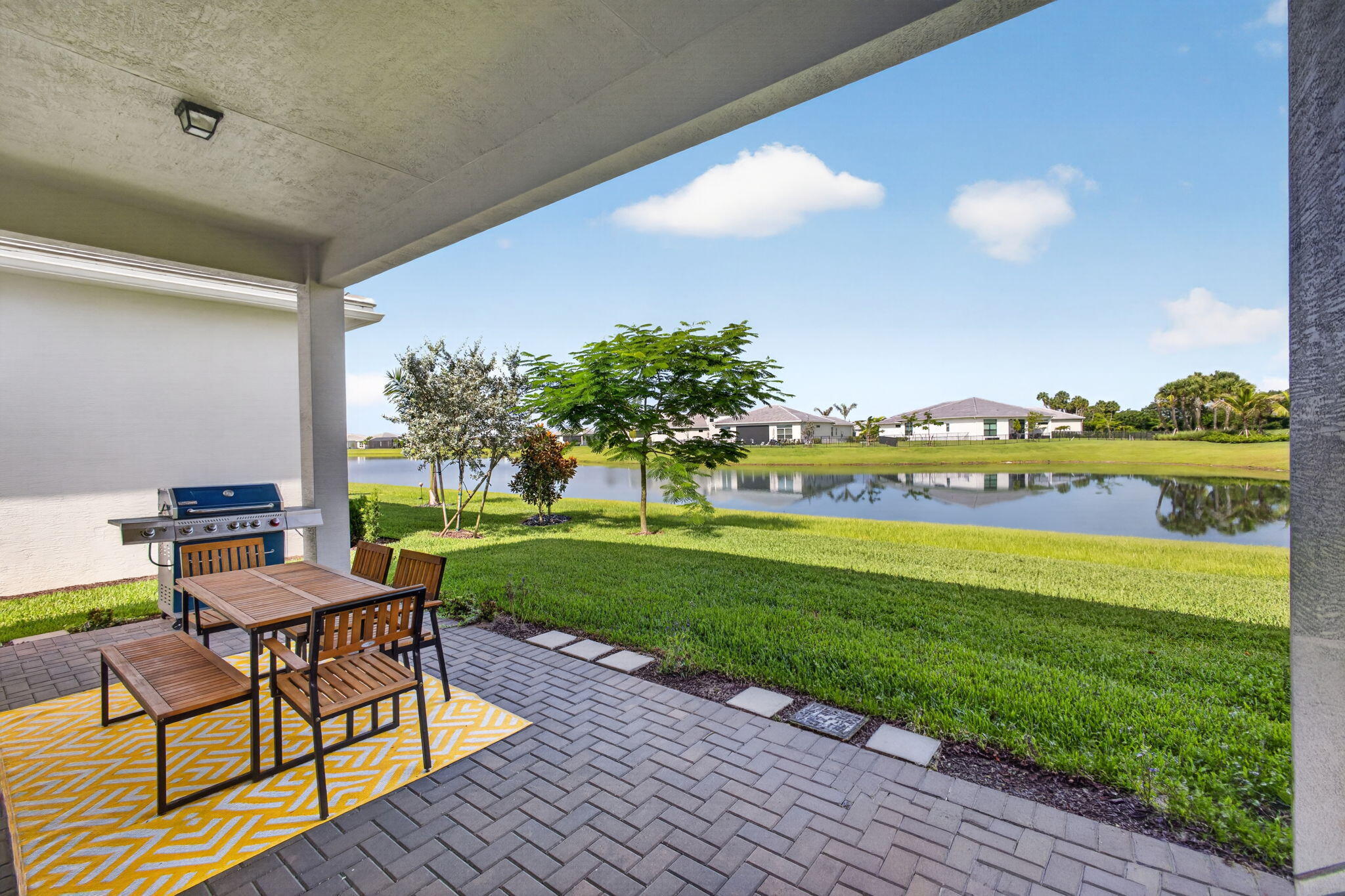 CRESSWIND PALM BEACH - Residential
