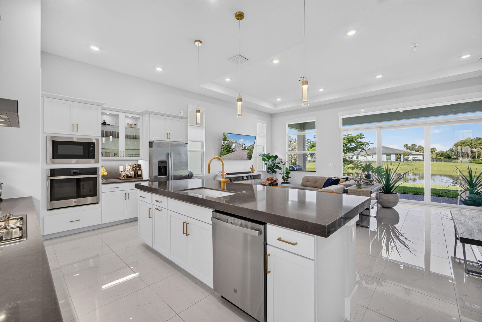 CRESSWIND PALM BEACH - Residential