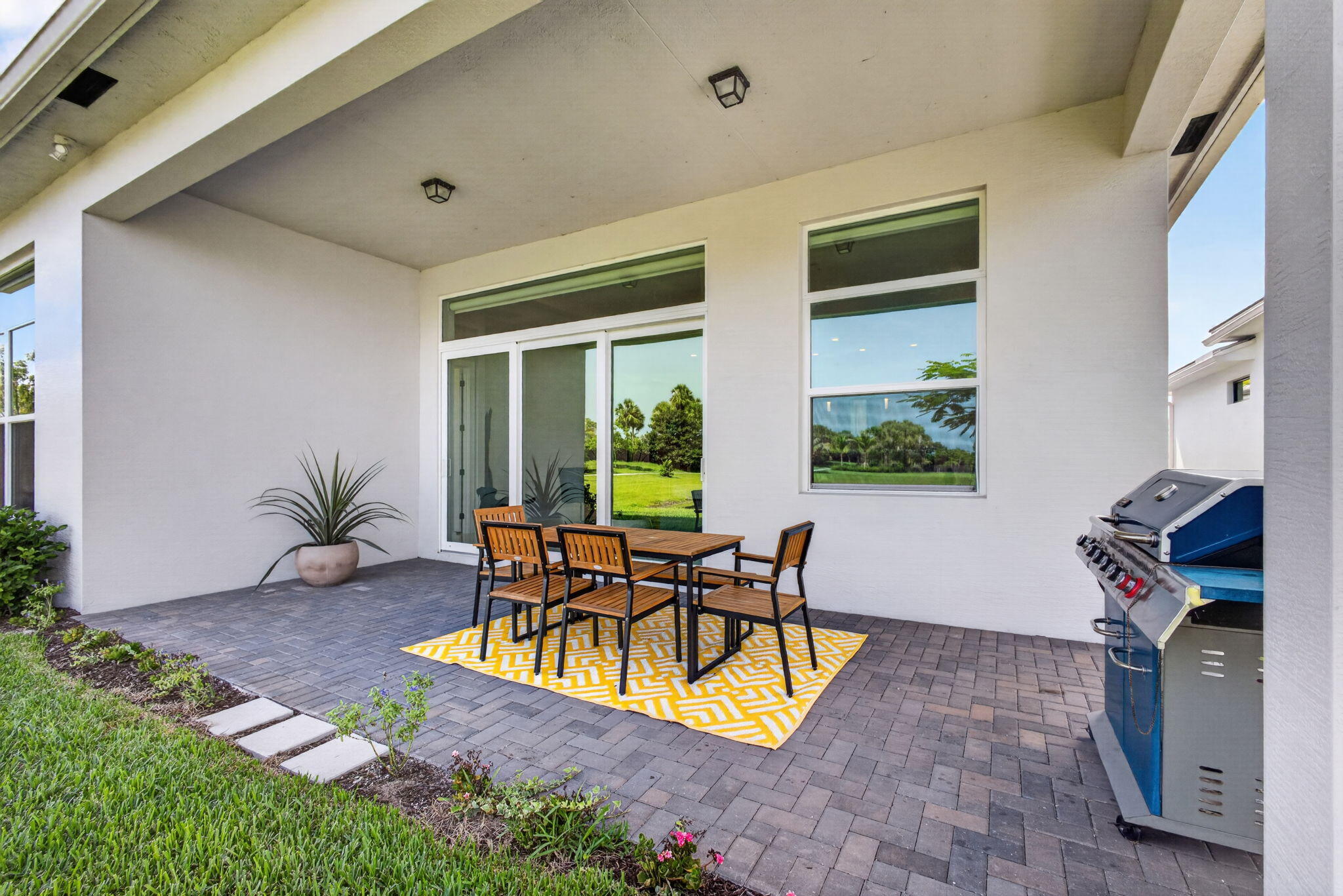 CRESSWIND PALM BEACH - Residential