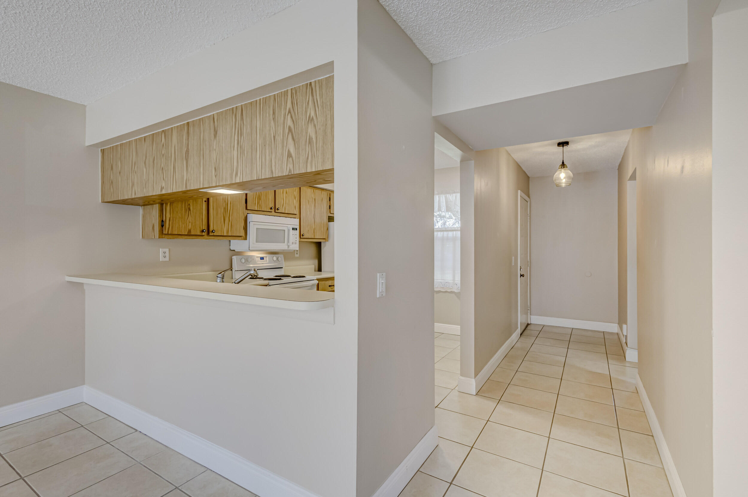 SABAL RIDGE CONDO - Residential