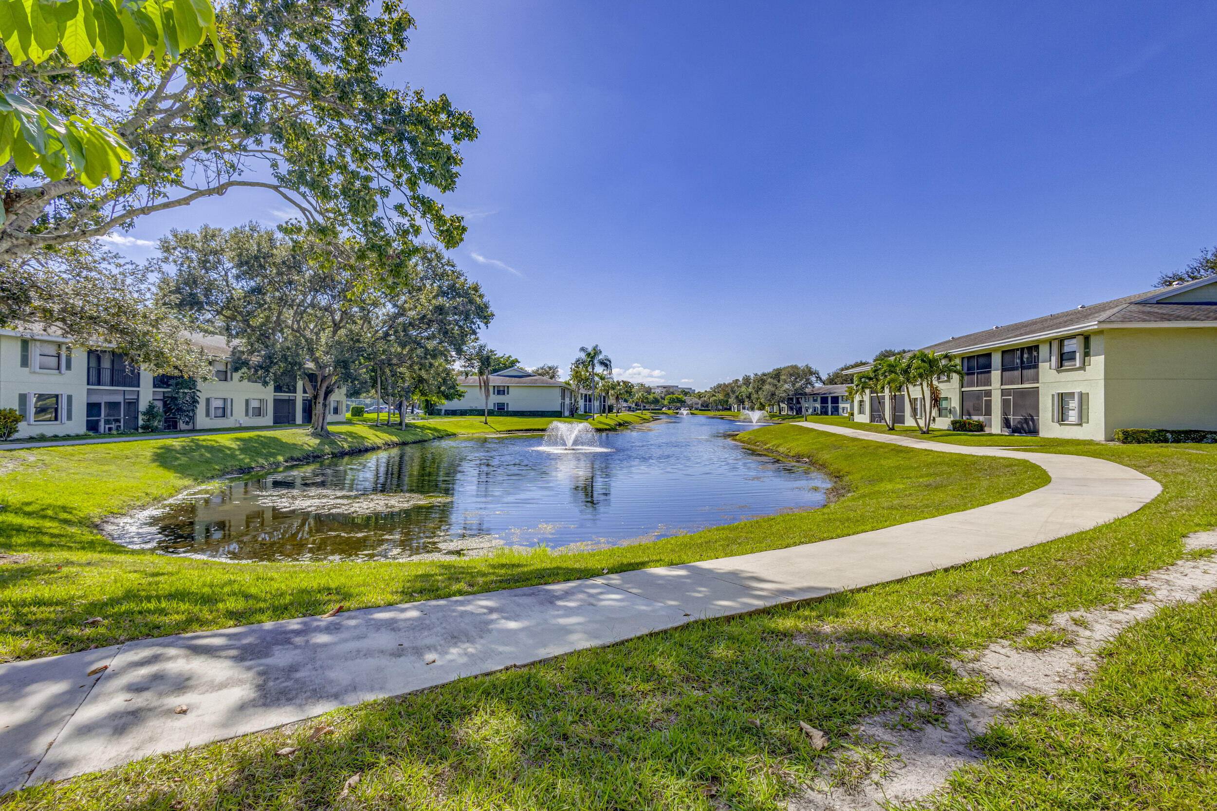 SABAL RIDGE CONDO - Residential