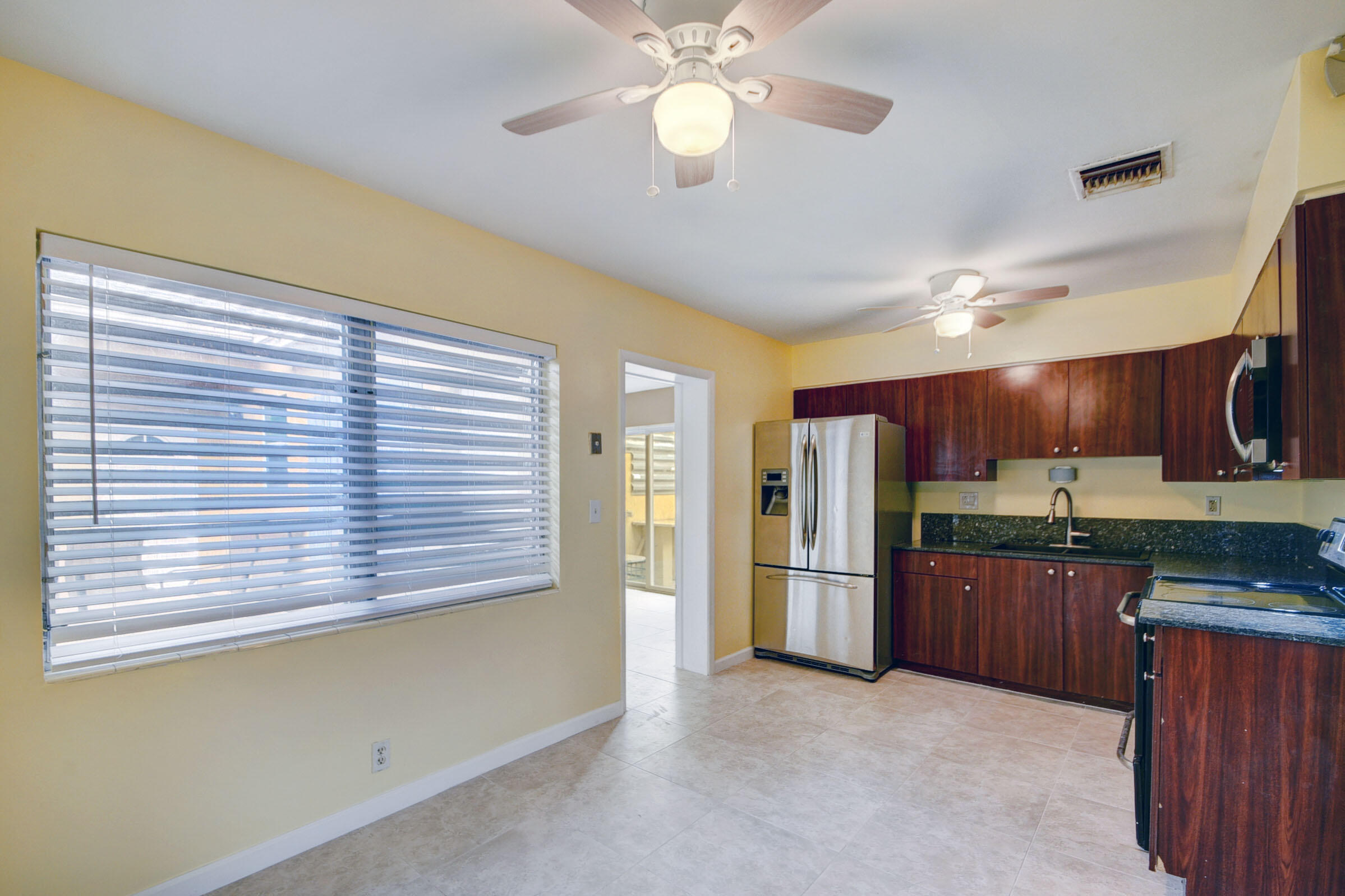 LANTANA AMNDED PLAT IN - Residential Lease