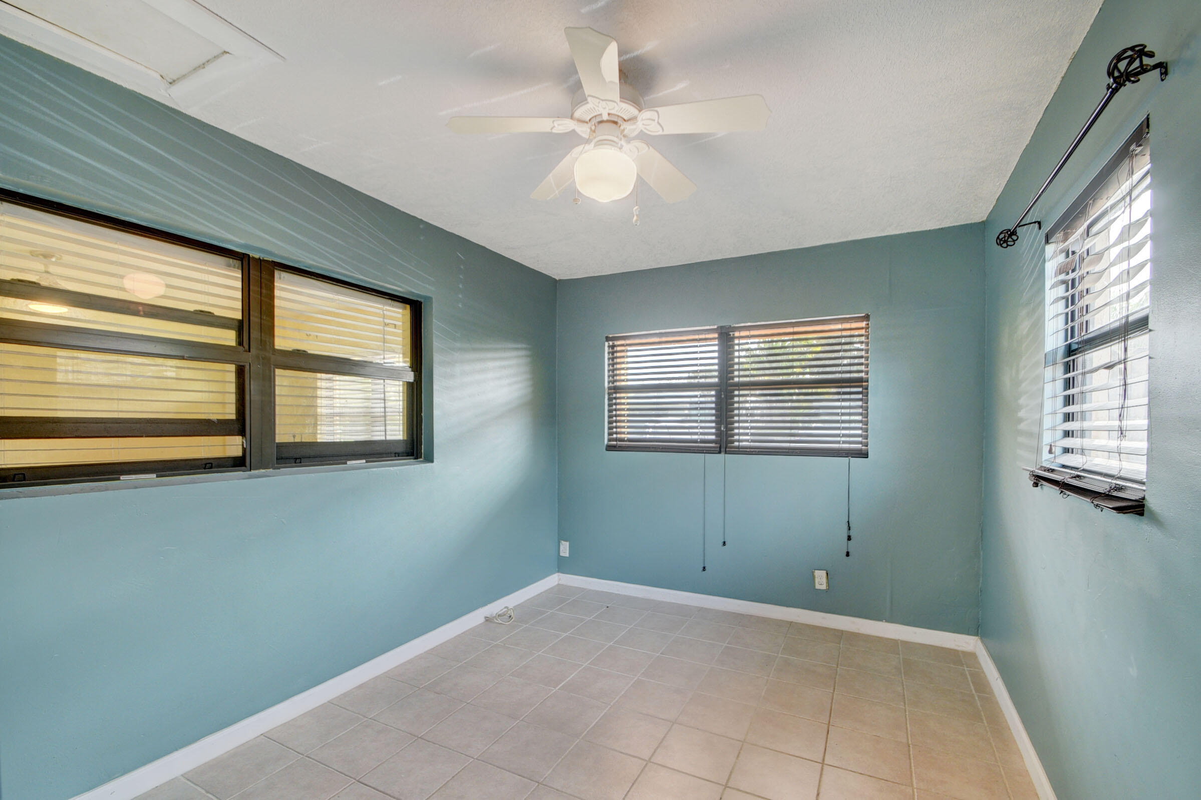 LANTANA AMNDED PLAT IN - Residential Lease